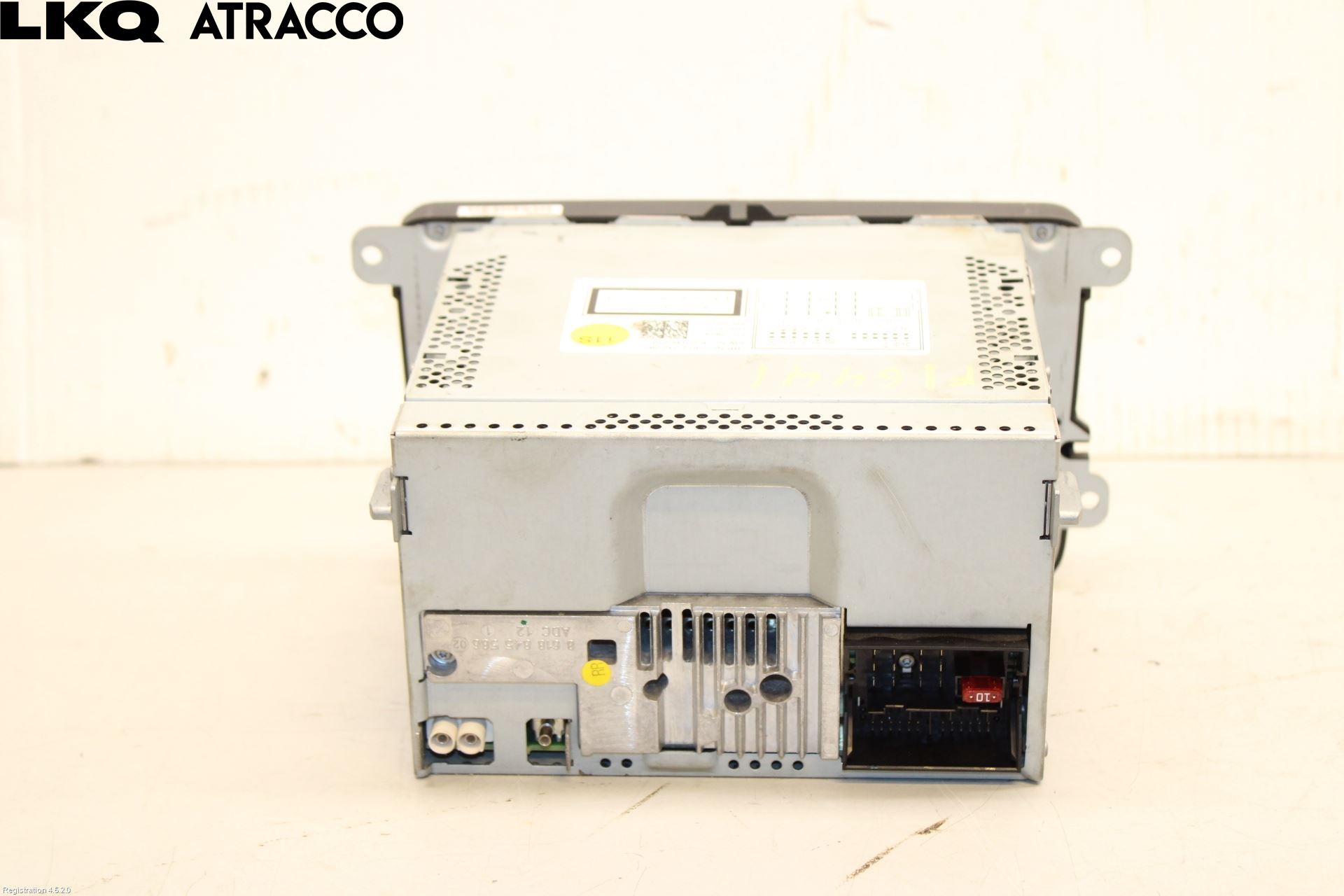 Volkswagen VW EOS  06-10 Stereo Radio Med Cd