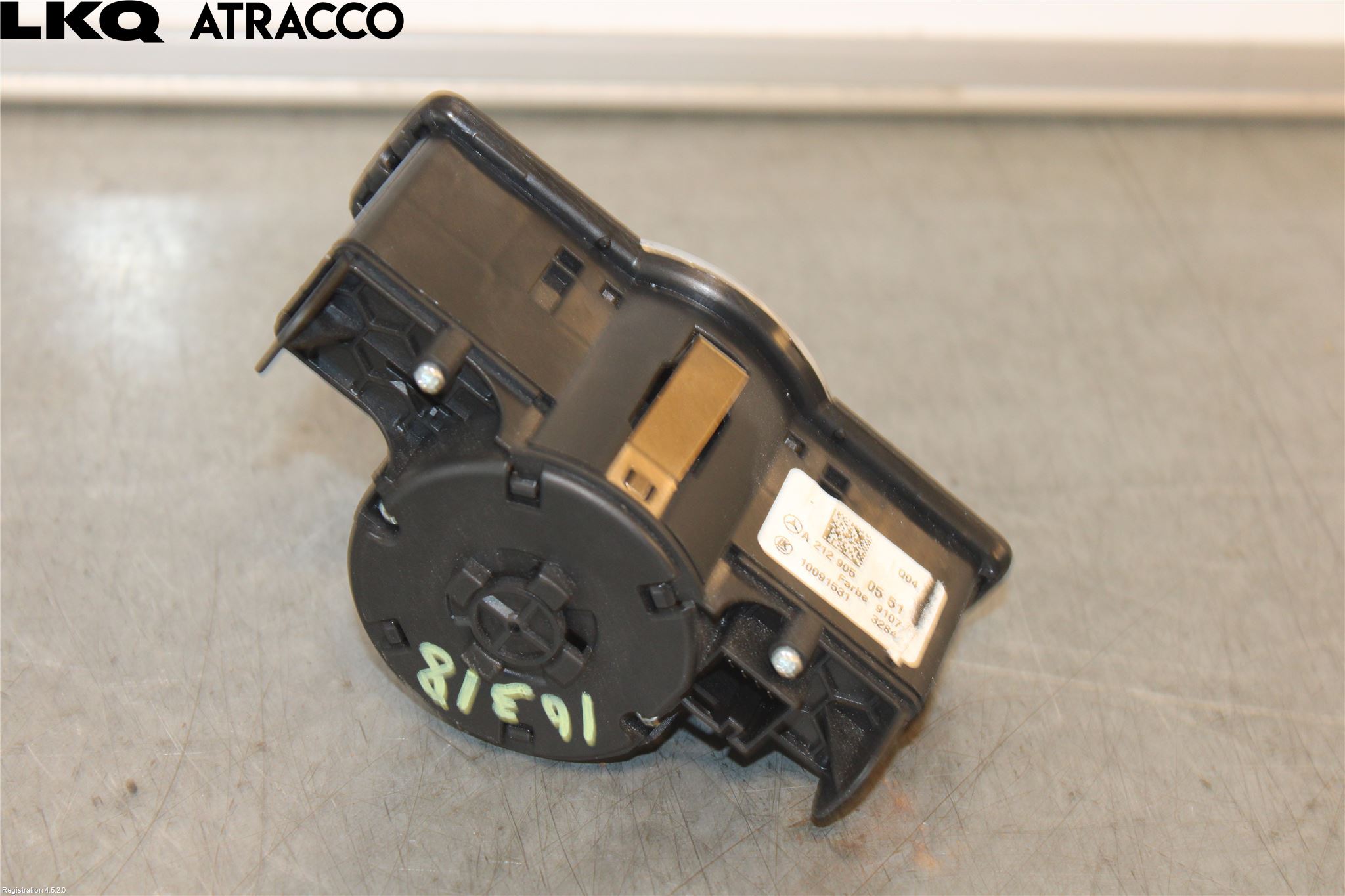 Mercedes-Benz MB CLA-KLASS (C117/X117) 13-19 Bryter Hovedlys