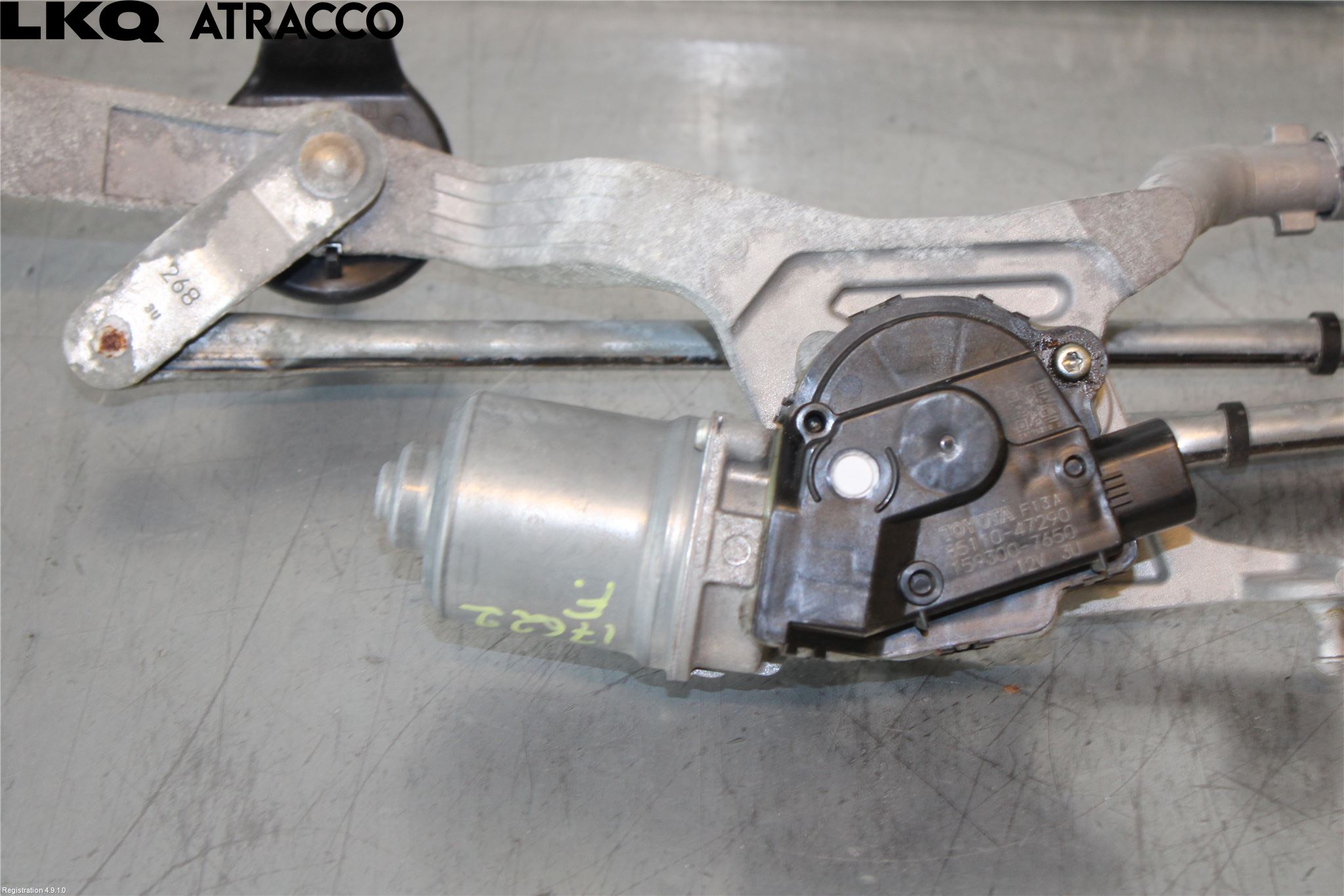 Toyota PRIUS (ZVW50) 16-21 Viskermotor Frontrute