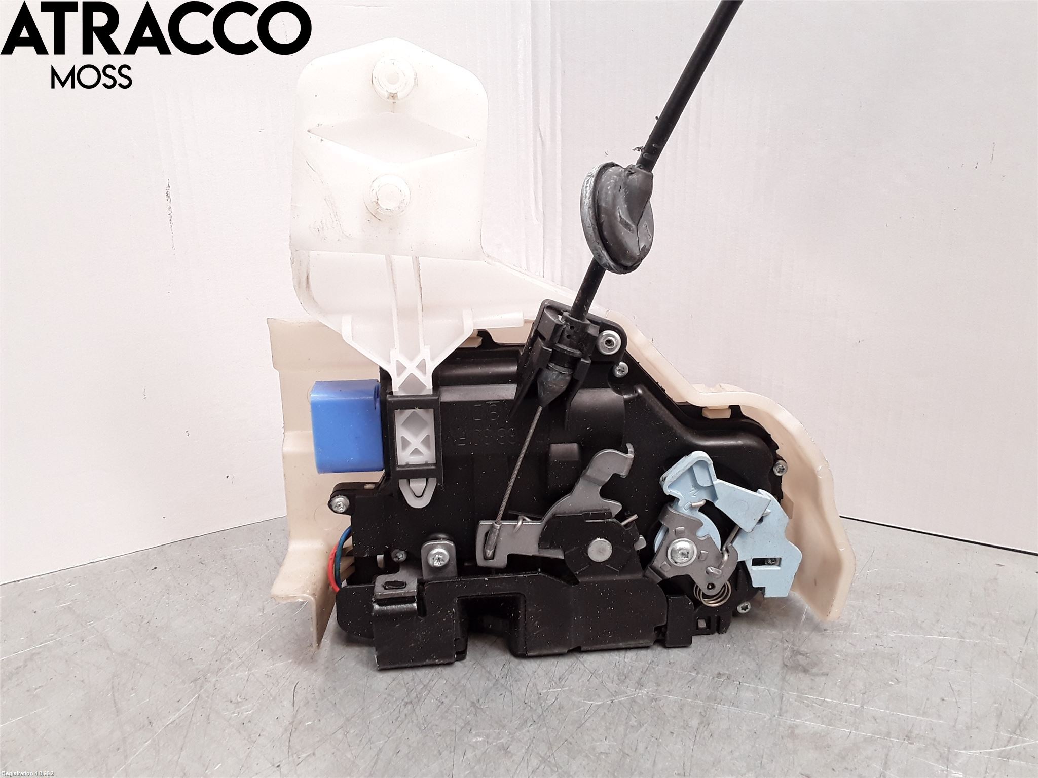 Volkswagen VW TOURAN 10-15 Dørlås - Låsekasse