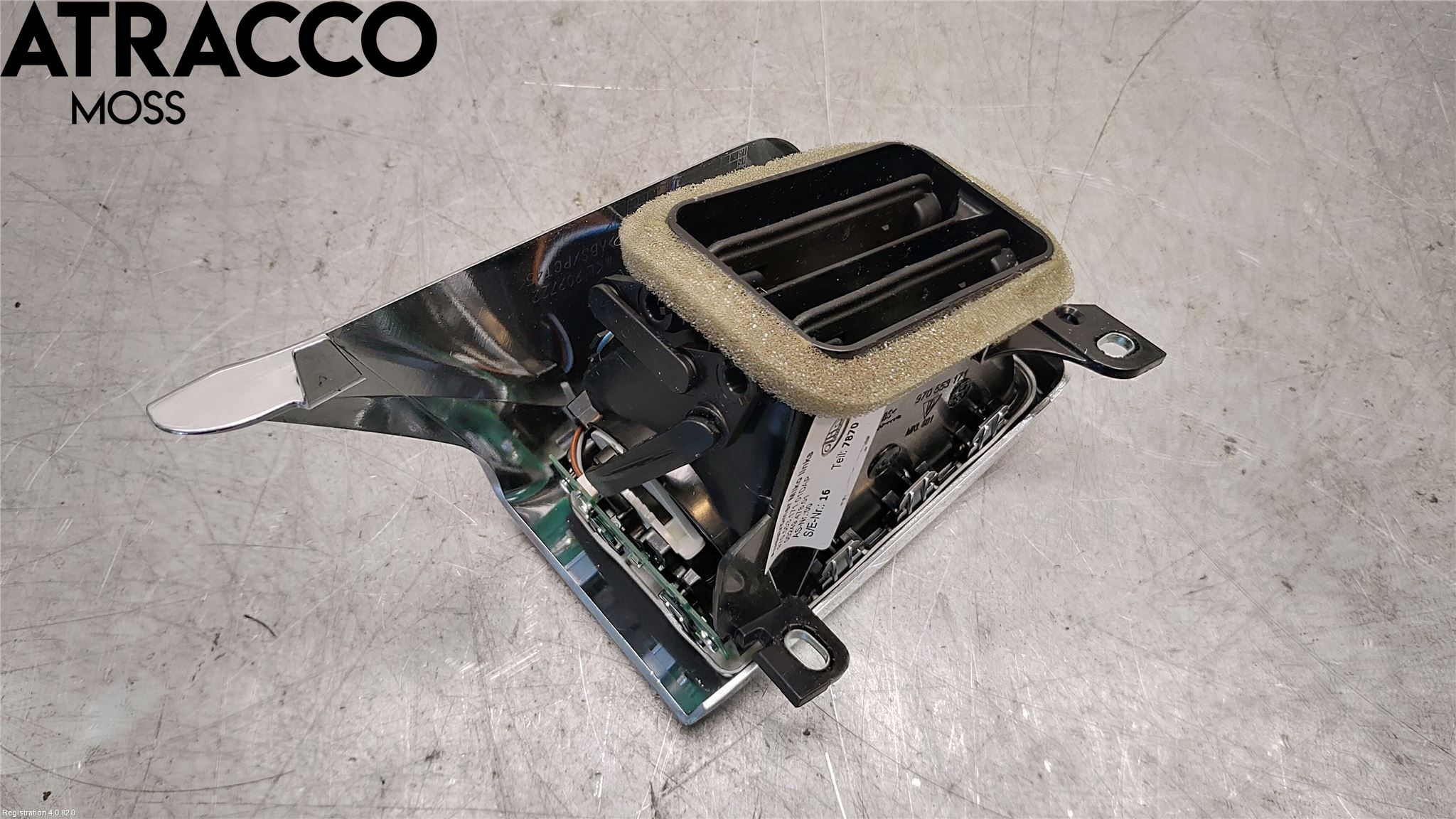 Porsche PANAMERA 09- Dashbord Kanal - Dyse