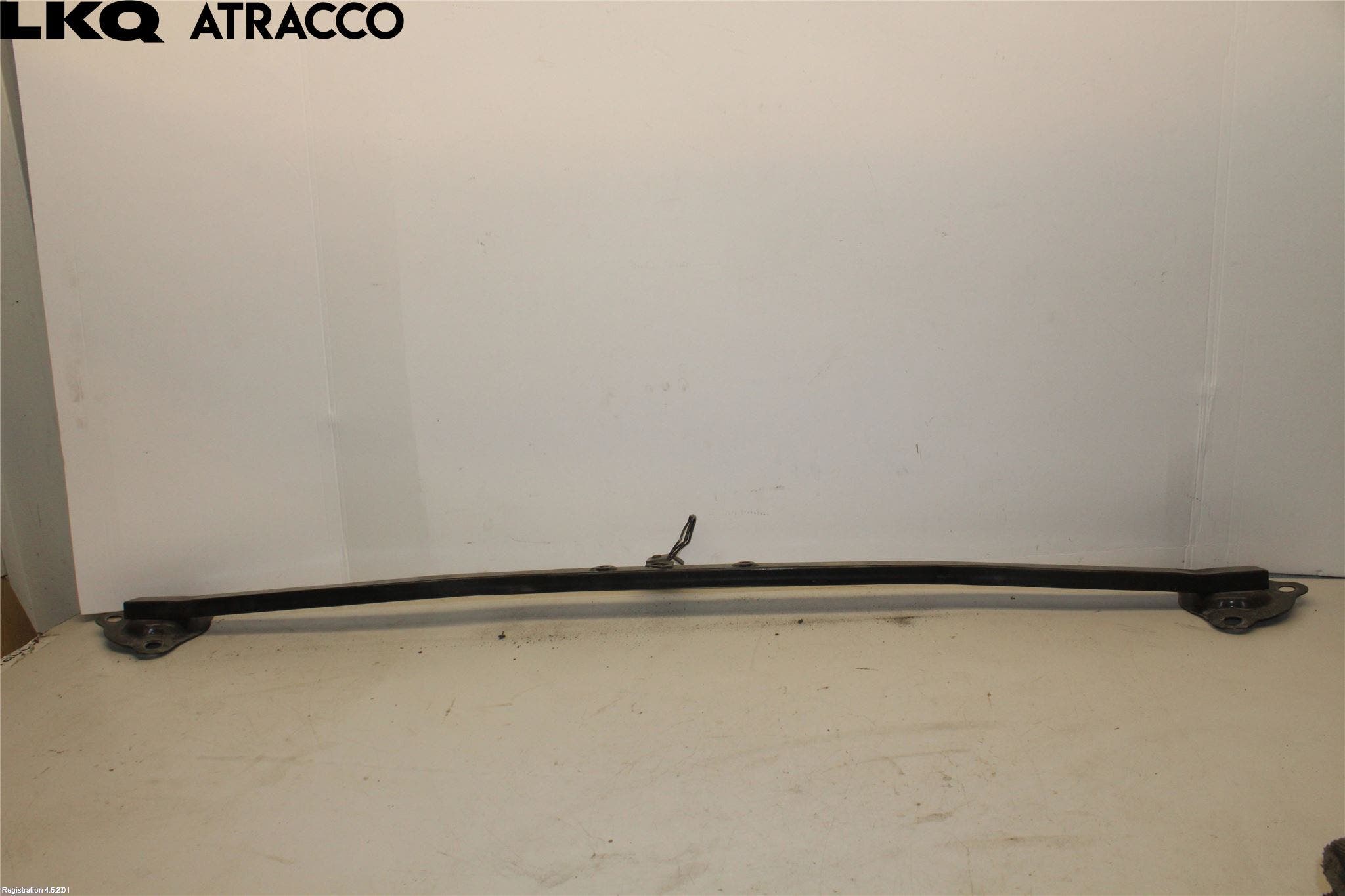 Volvo V40 12-19 Fjærbeinstag