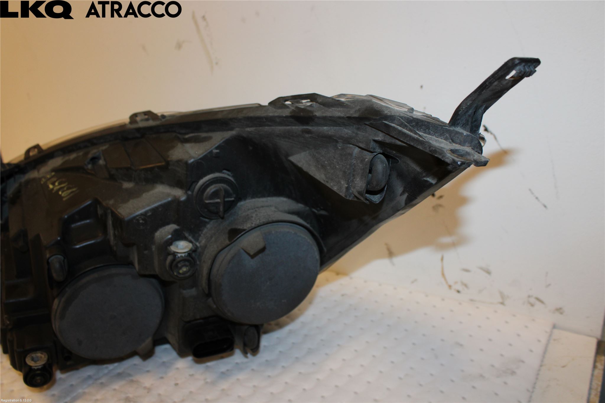 Ford TRANSIT SKÅP/BUSS 14-22 Frontlykt Høyre