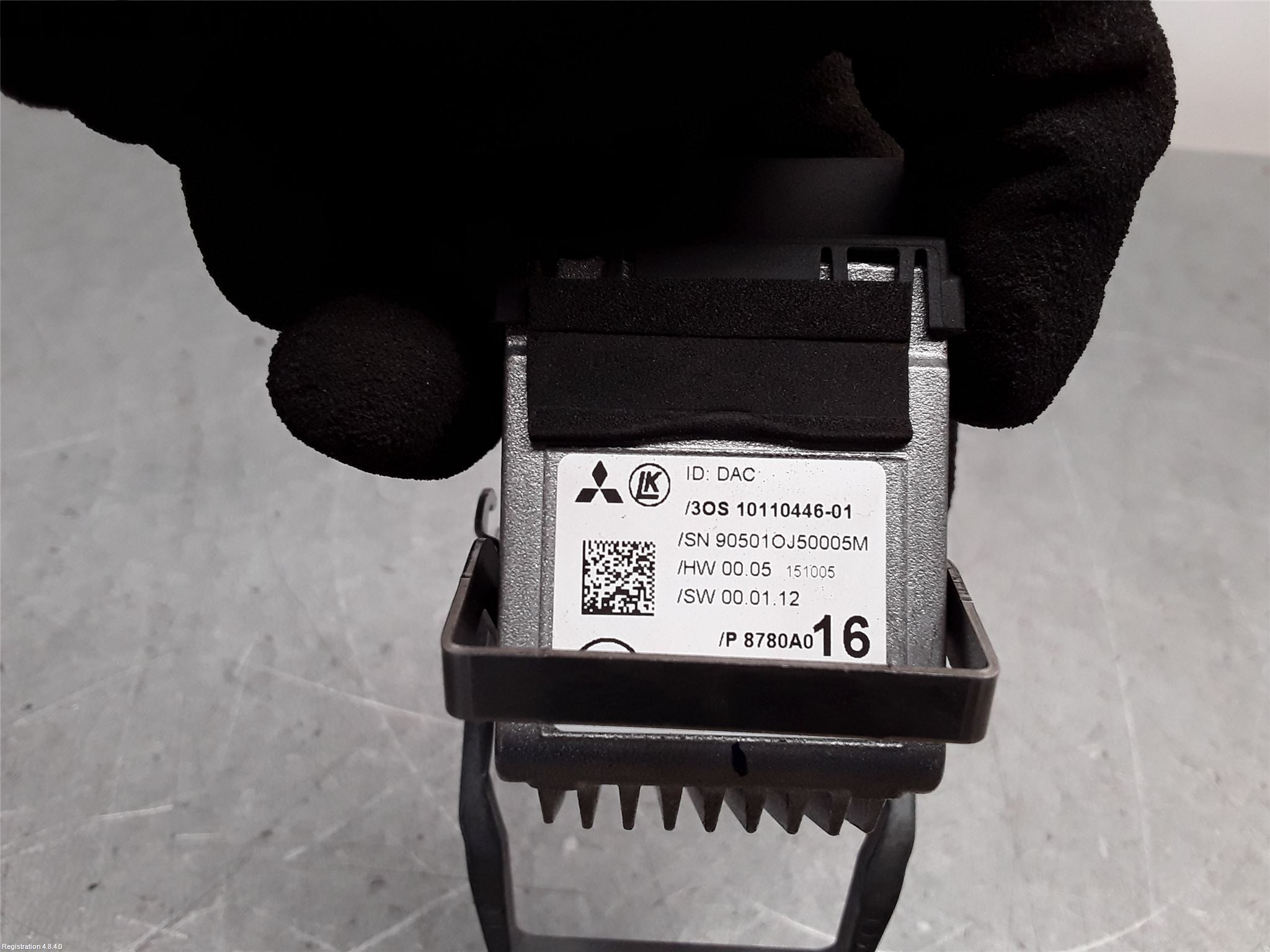 Mitsubishi OUTLANDER 13-21 Parkeringshjelp Kamera