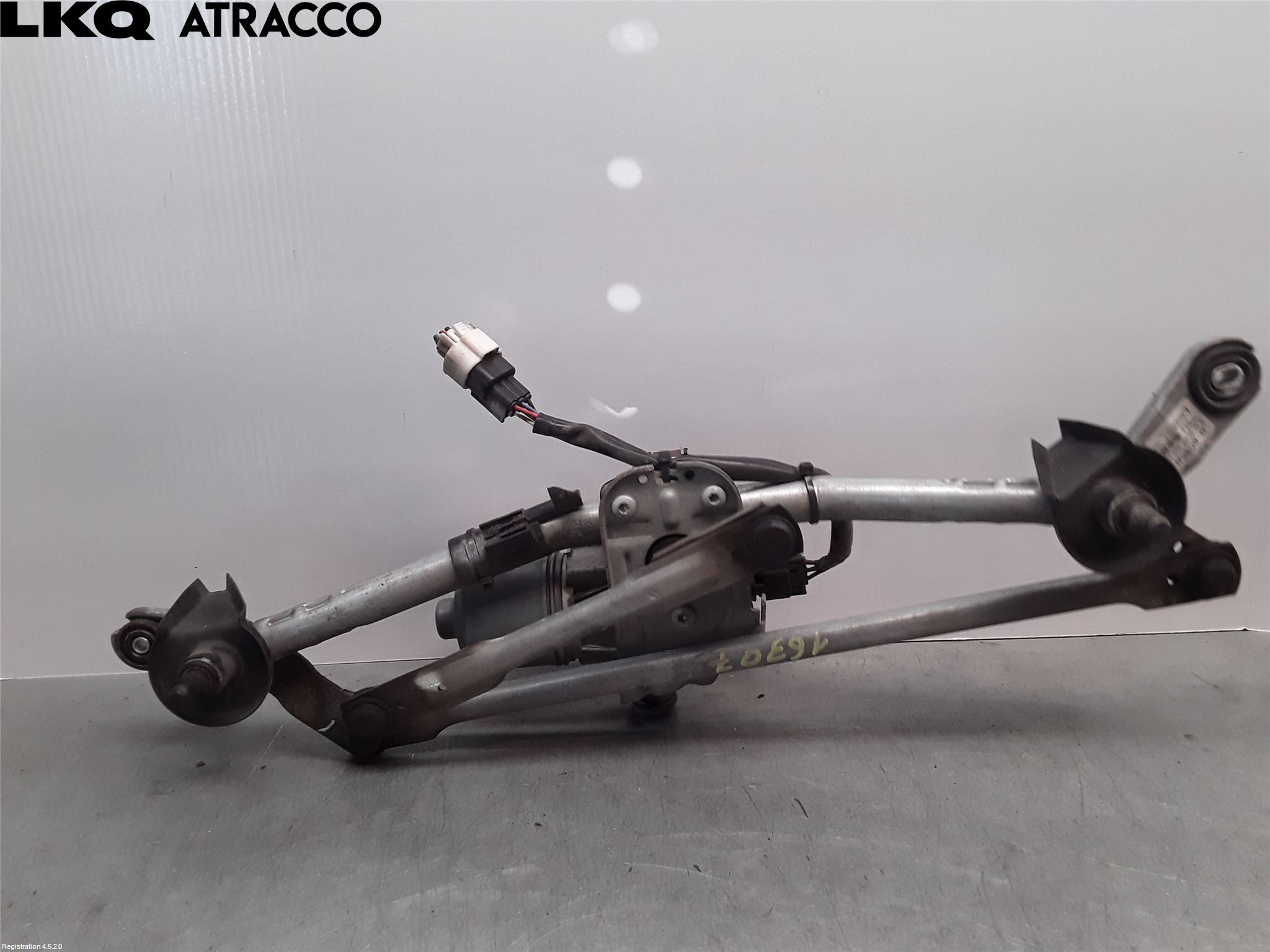 Toyota AVENSIS 09-15 Viskermotor Frontrute