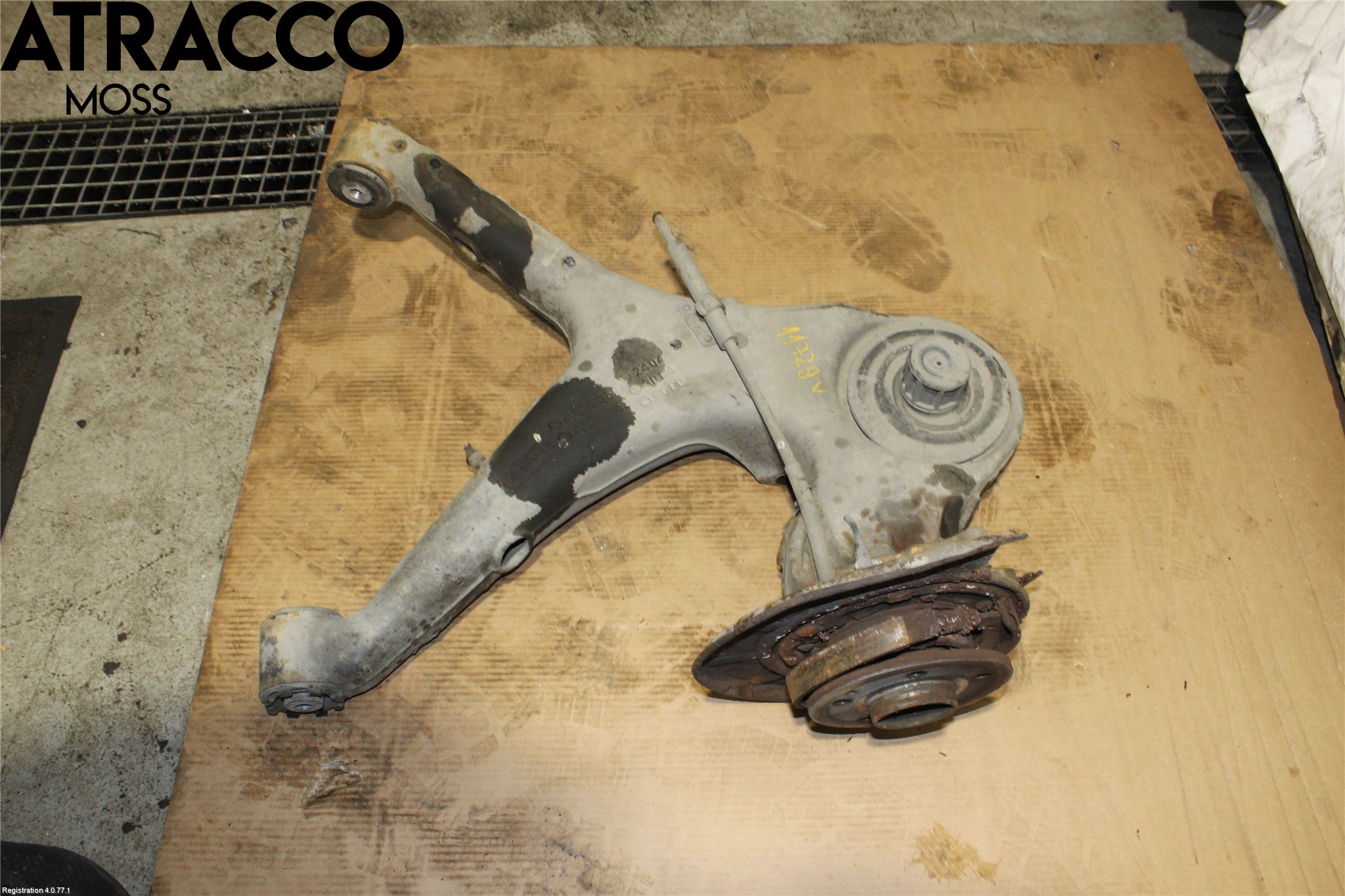 Mercedes-Benz MB VITO/VIANO (W639) 04-14 Spindel Vb