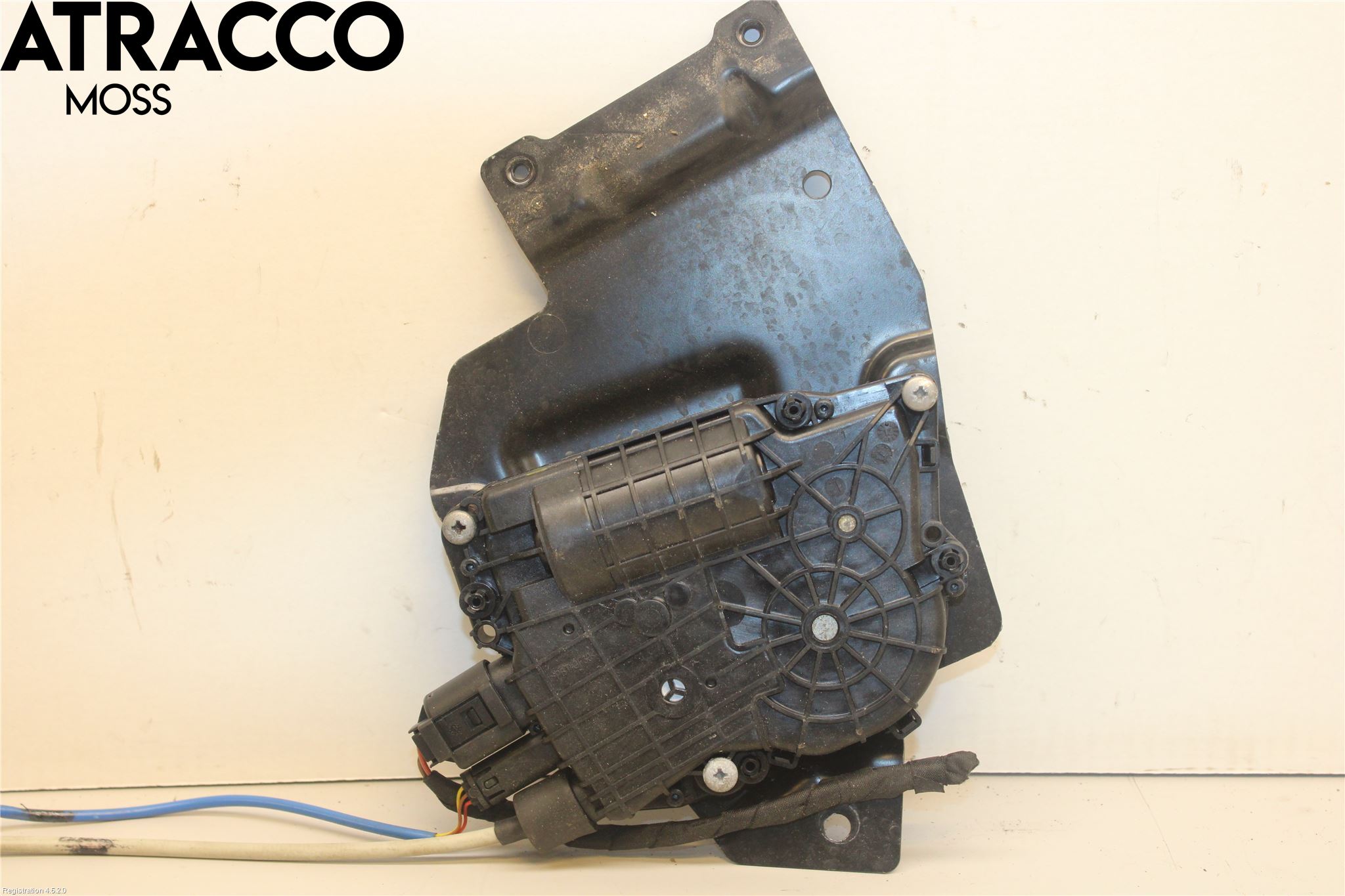 BMW 6 F12/F13 10-18 Dørlås - Låsekasse