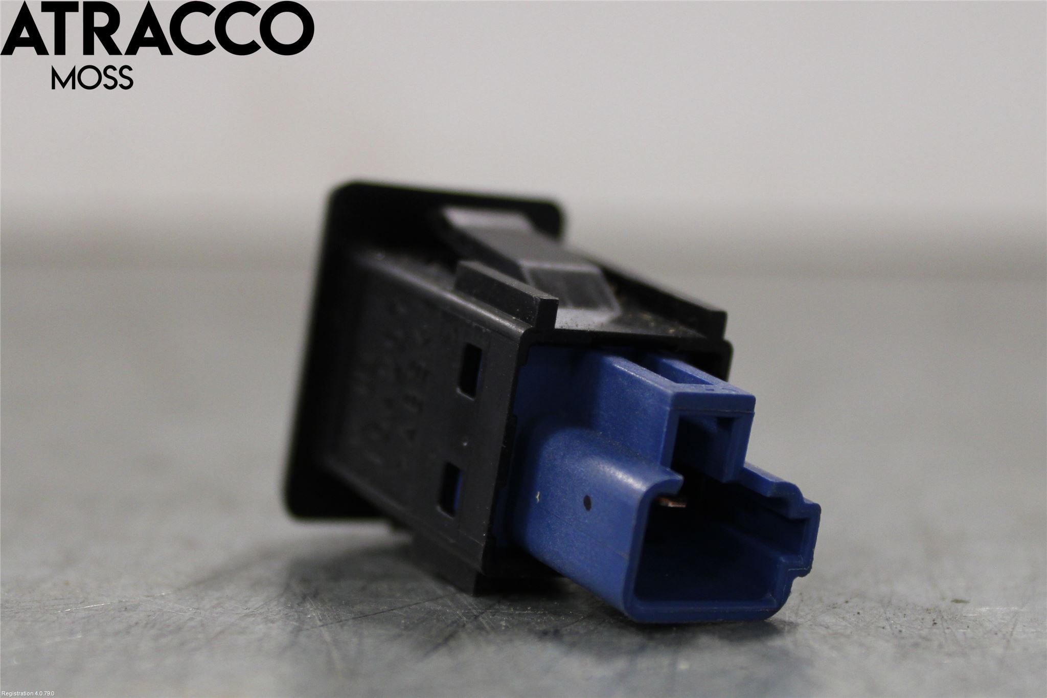 Mitsubishi OUTLANDER 13-21 Bryter Bakluke