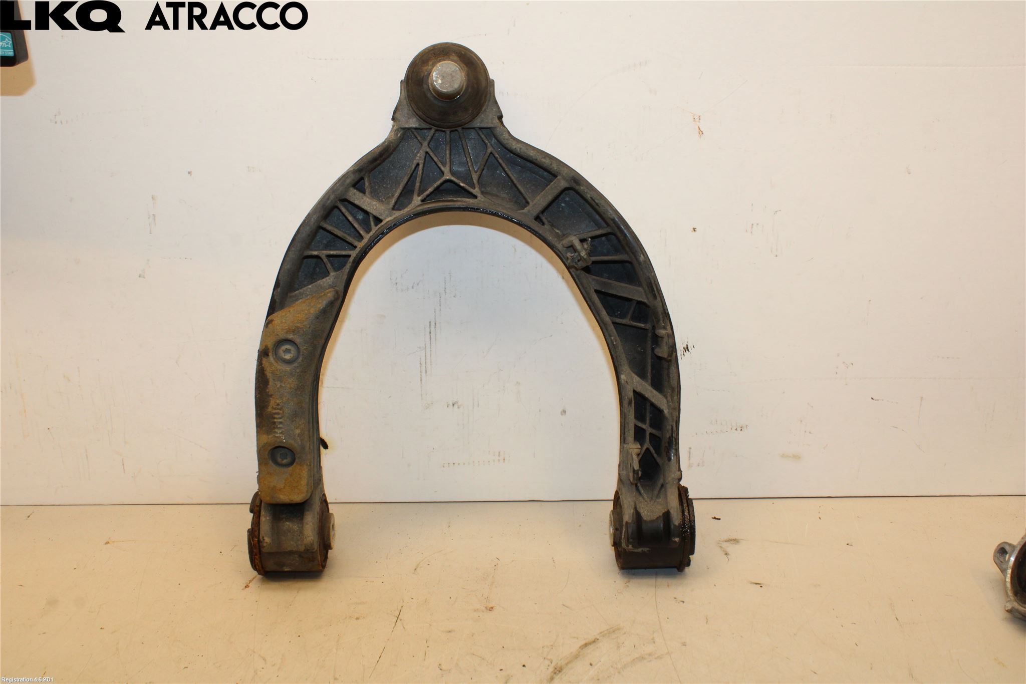 Tesla MODEL 3 17- Bærearm Foran Høyre Øvre