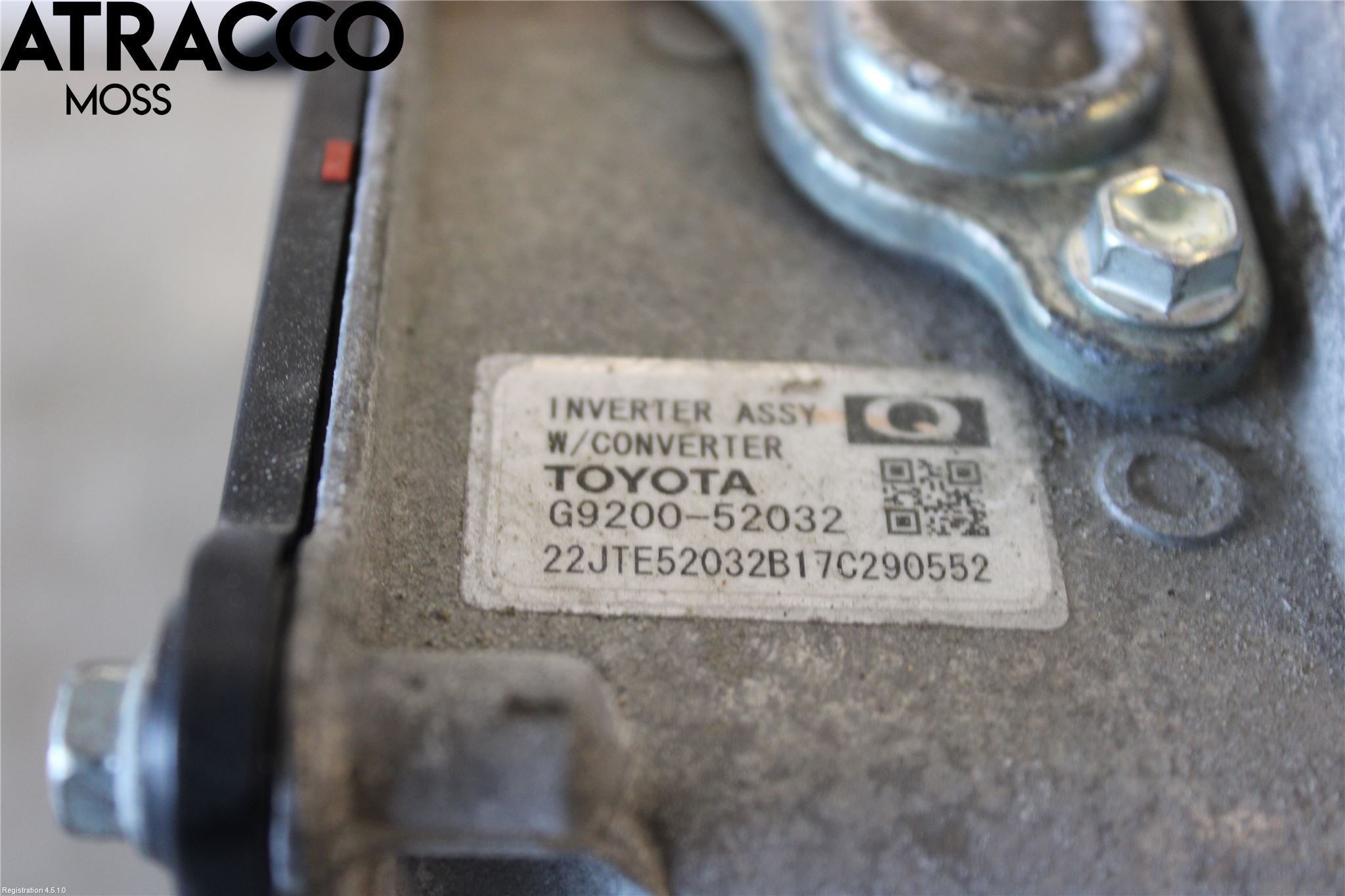 Toyota YARIS XP130 15-20 Hybridconverter