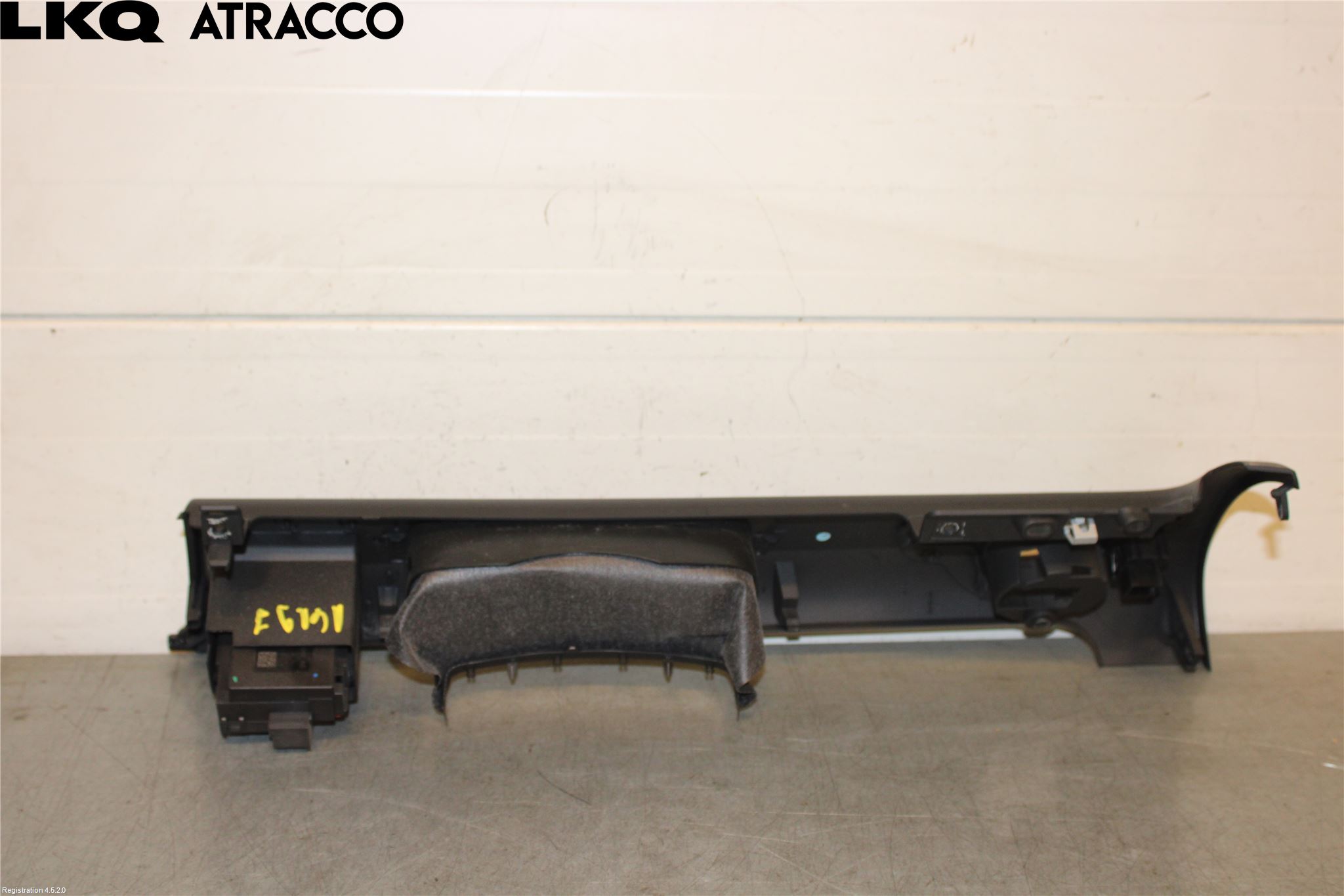 Volkswagen VW PASSAT 11-14 Innr Dekor Instrbord