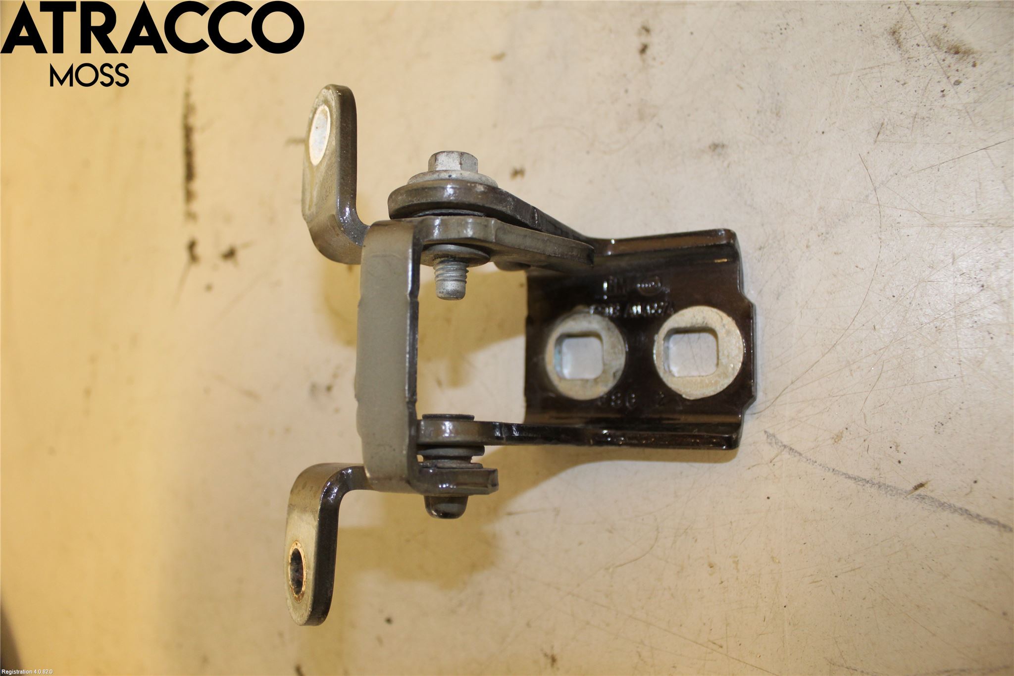 Opel INSIGNIA 09-16 Dørhengsel