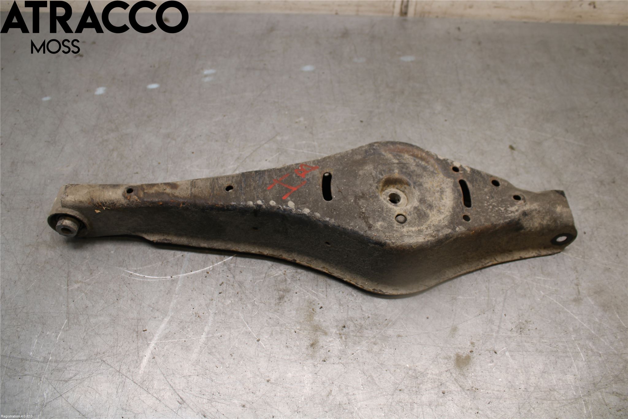 Volkswagen VW GOLF VI 09-13 Bærearm Bak  Venstre - Høyre