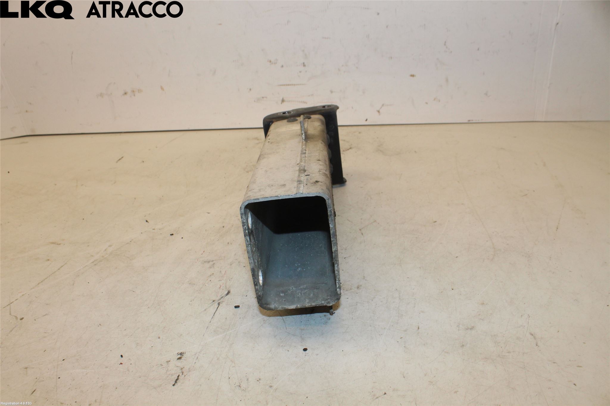 Mercedes-Benz MB E-KLASS (W211) 02-09 Støtfanger Foran Feste