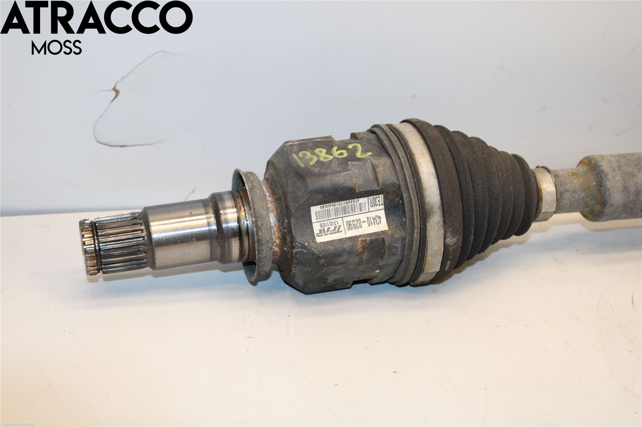 Toyota PRIUS+ ZVW40 12-20 Drivaksel Foran Kompl Høyre