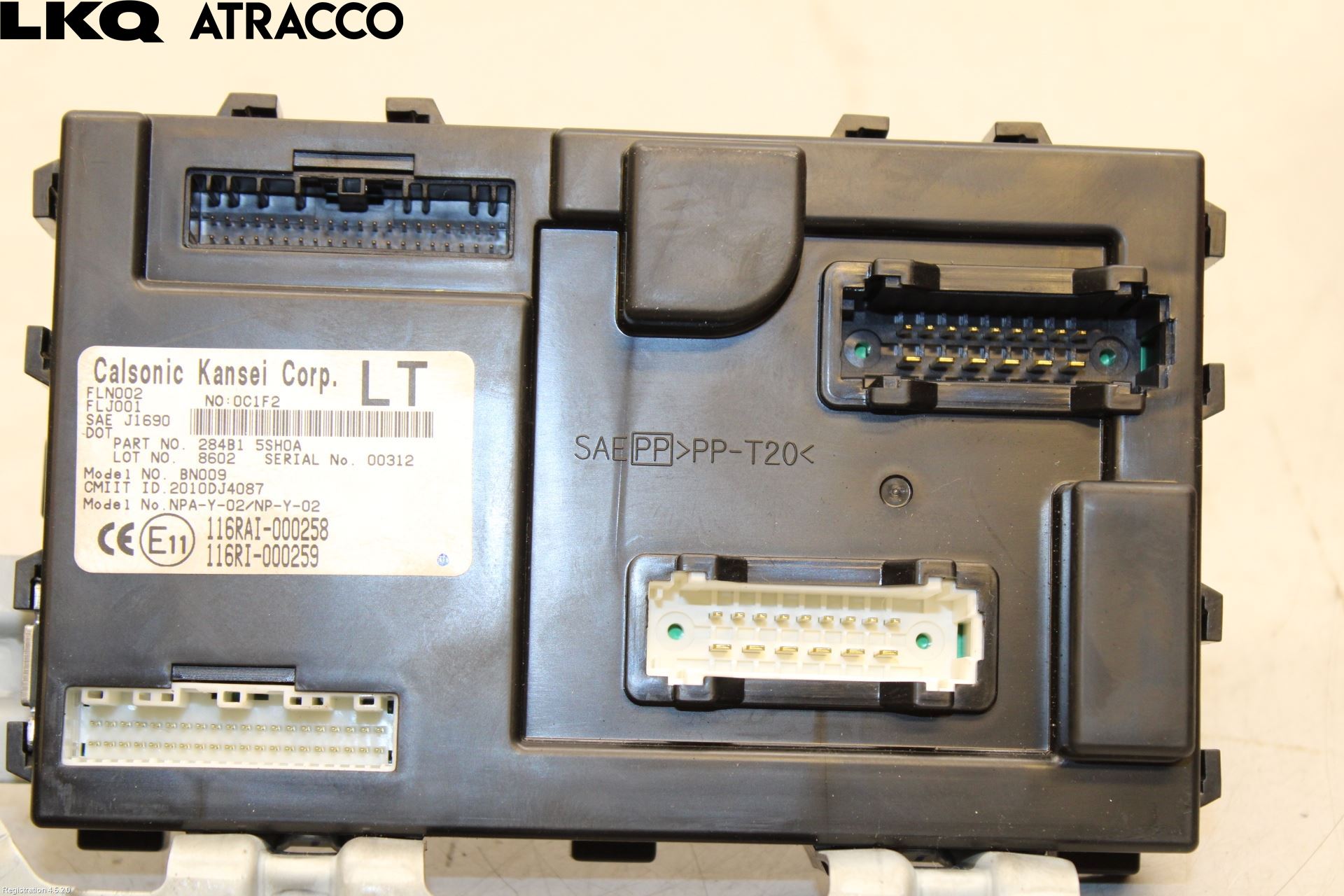 Nissan LEAF 18- Styreenhet Parkering