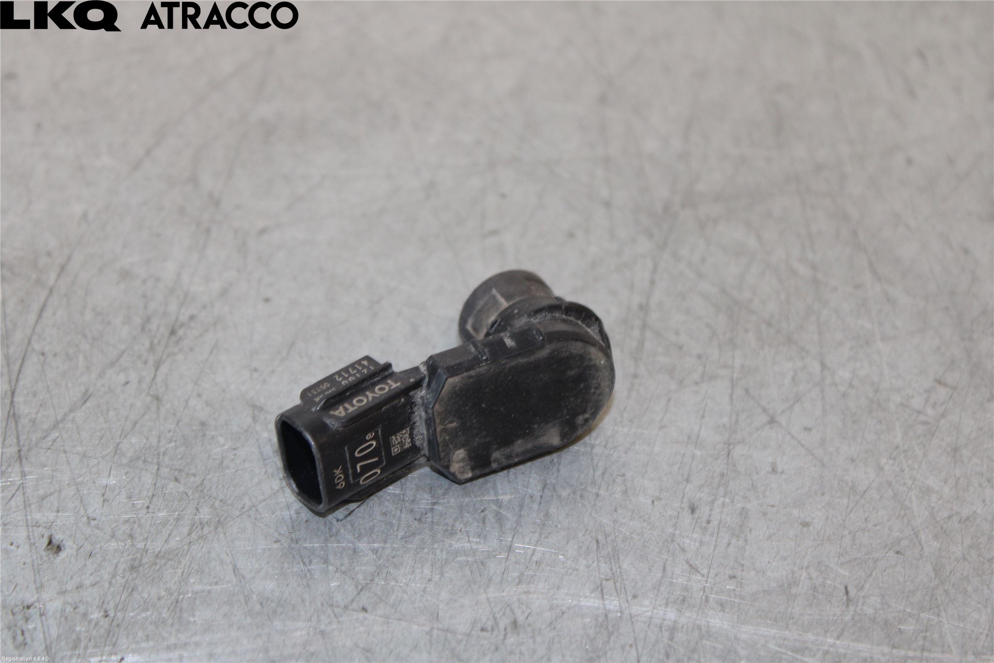 Toyota RAV4 13-18 Sensor Parkering Front
