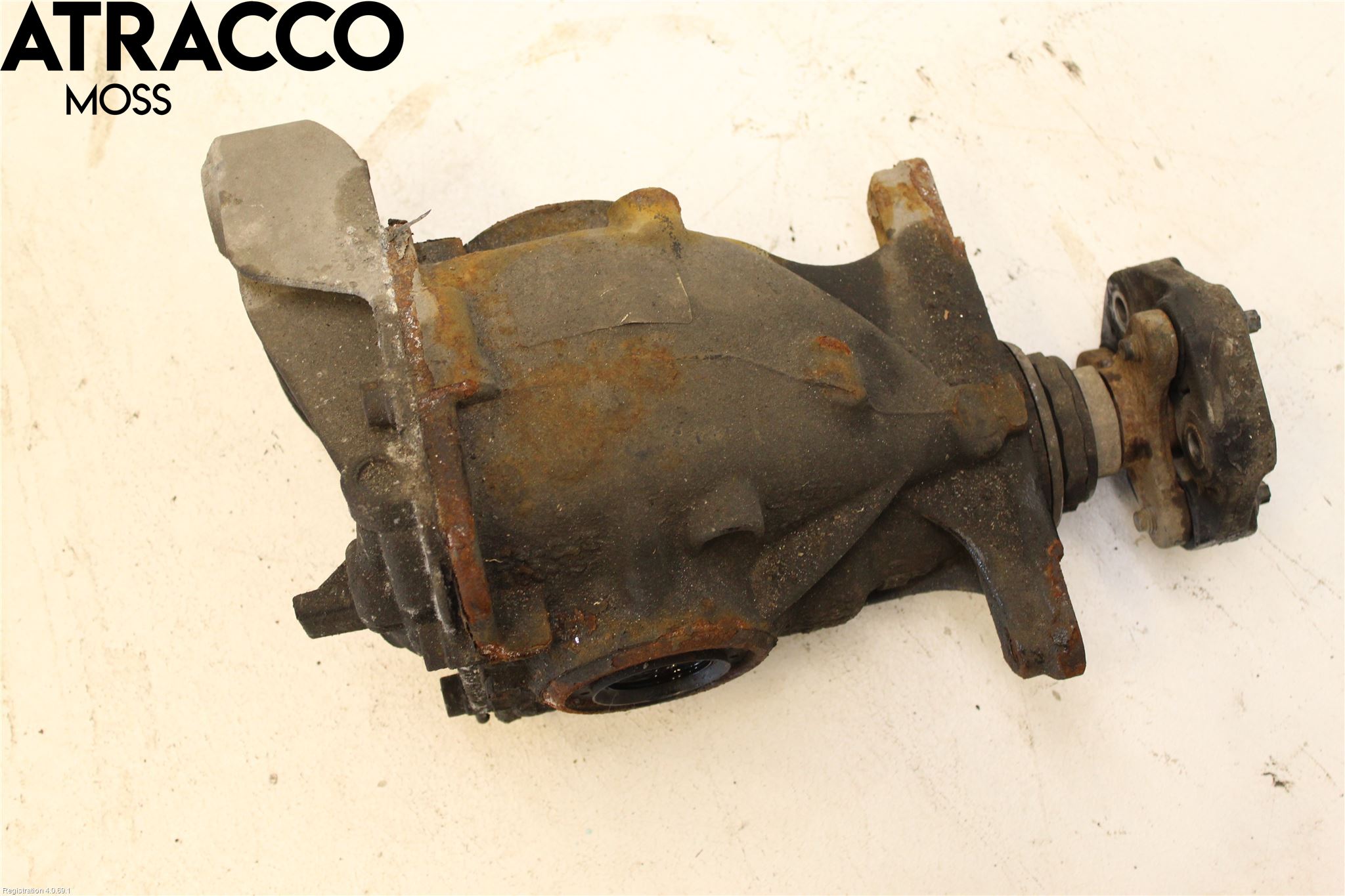 BMW 1 F20/F21 11-19 Bakaksel Kardang Bak -Diff