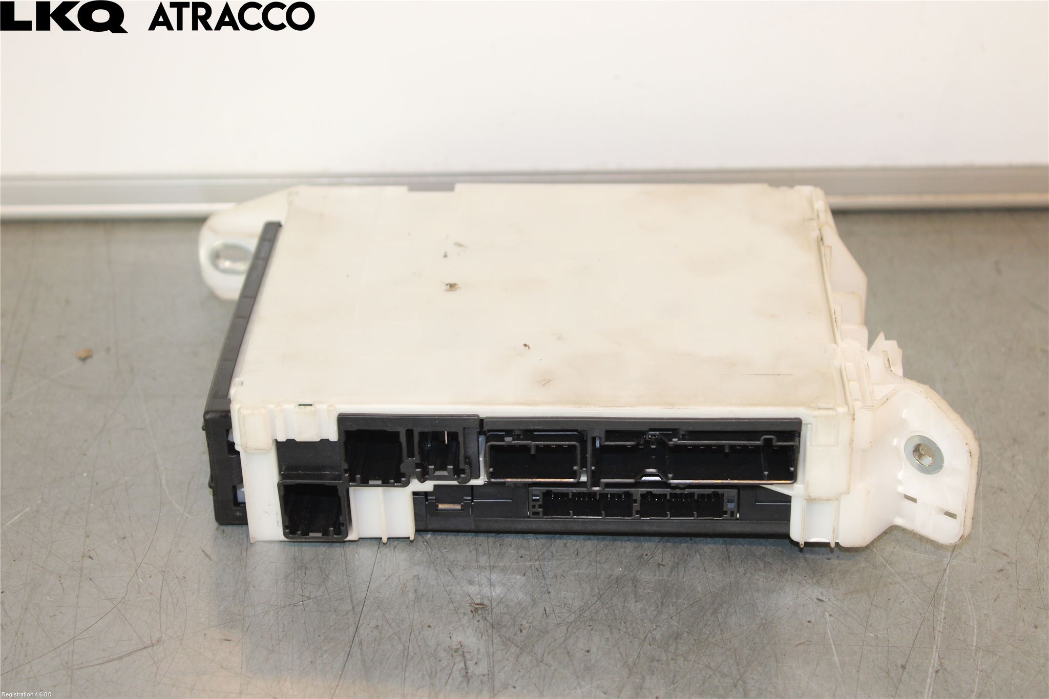 Toyota YARIS XP21 20- Sikringsboks - Elsentral