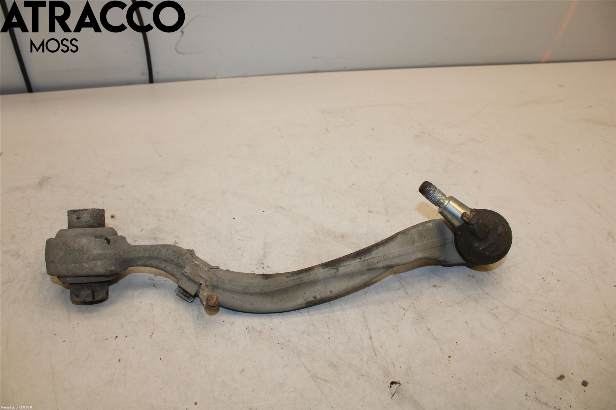 Mercedes-Benz MB E-KLASS (W212) 09-16 Bærearm Foran Venstre Nedre