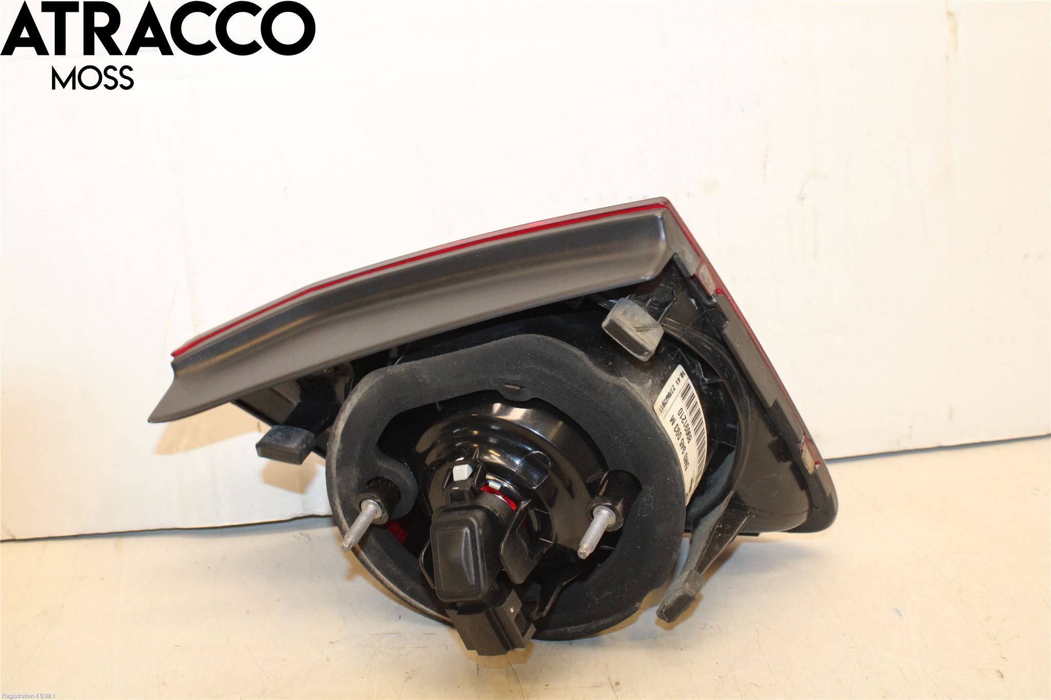 Volkswagen VW GOLF PLUS/CROSS GOLF 04-14 Baklykt Venstre  På Luke(Indre