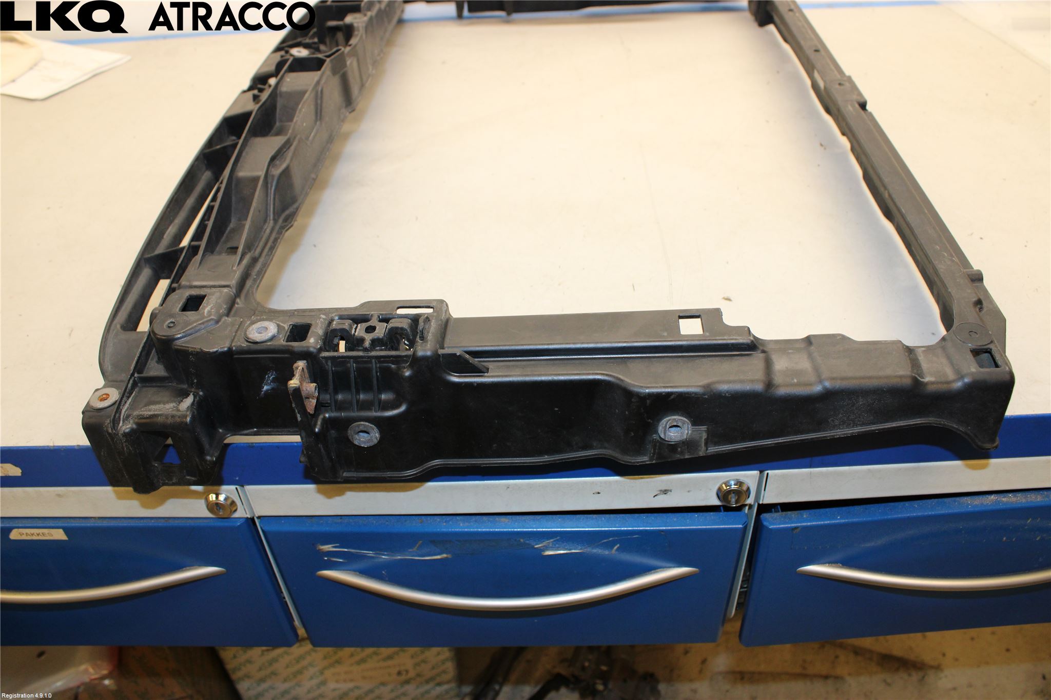 Volkswagen VW GOLF / E-GOLF VII 13-20 Radiator Feste - Ramme - Bjelk