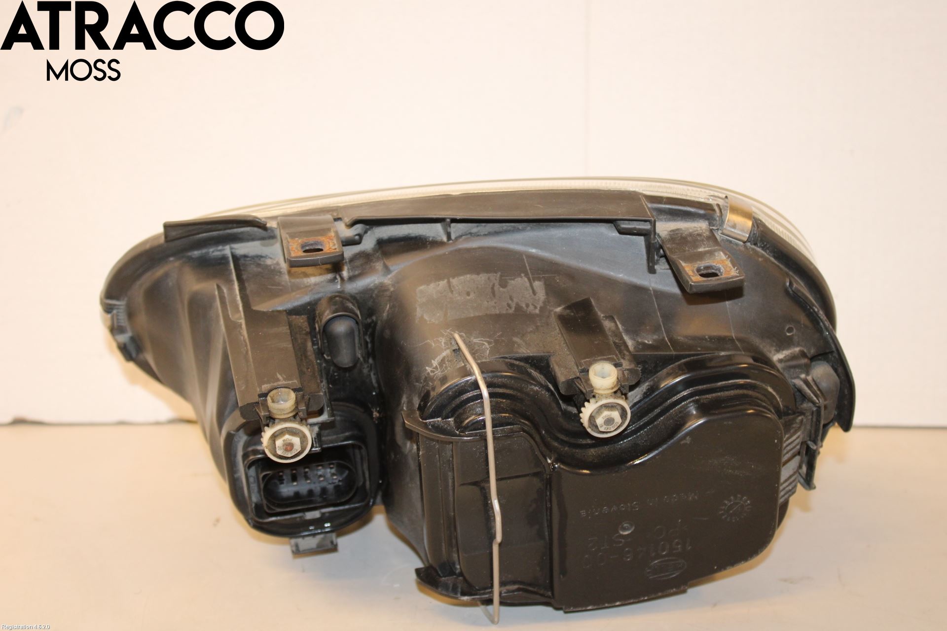 Volkswagen VW GOLF IV 98-06 Frontlykt Høyre