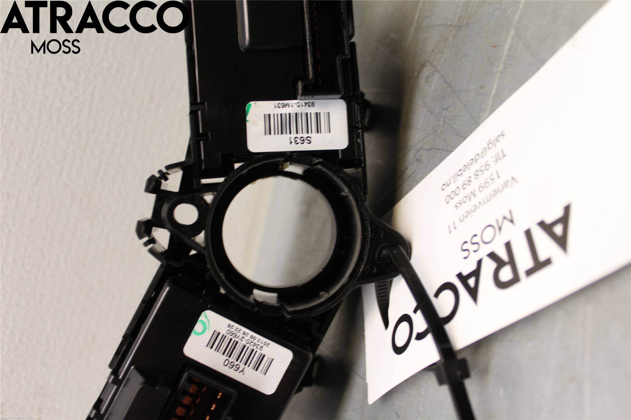 Kia SPORTAGE (SL) 11-15 Bryter Ratt Kombi H Og V