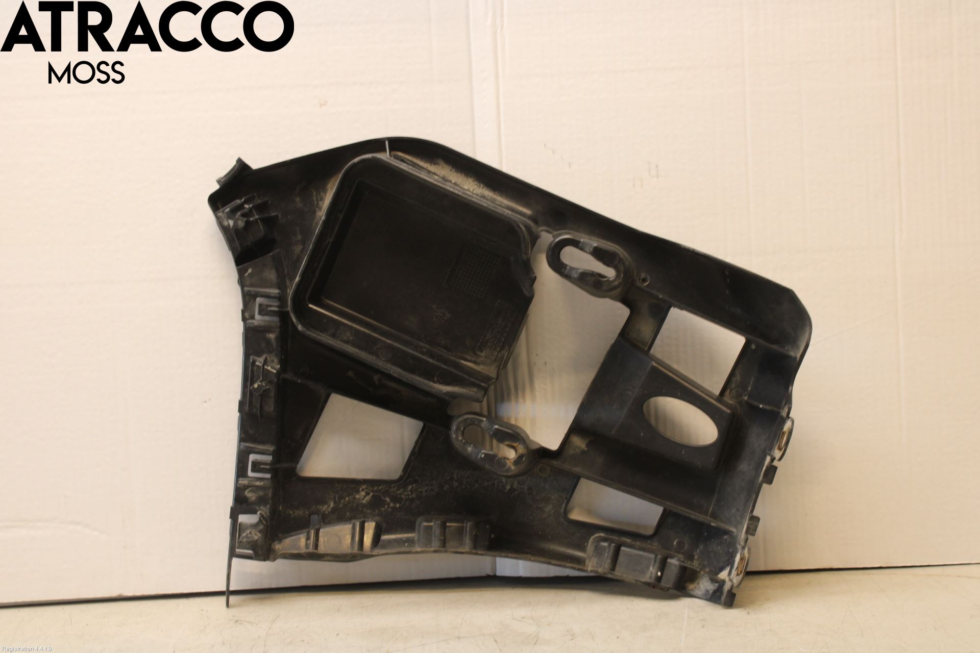 BMW 1 F20/F21 11-19 Støtfangerfeste Bak Høyre