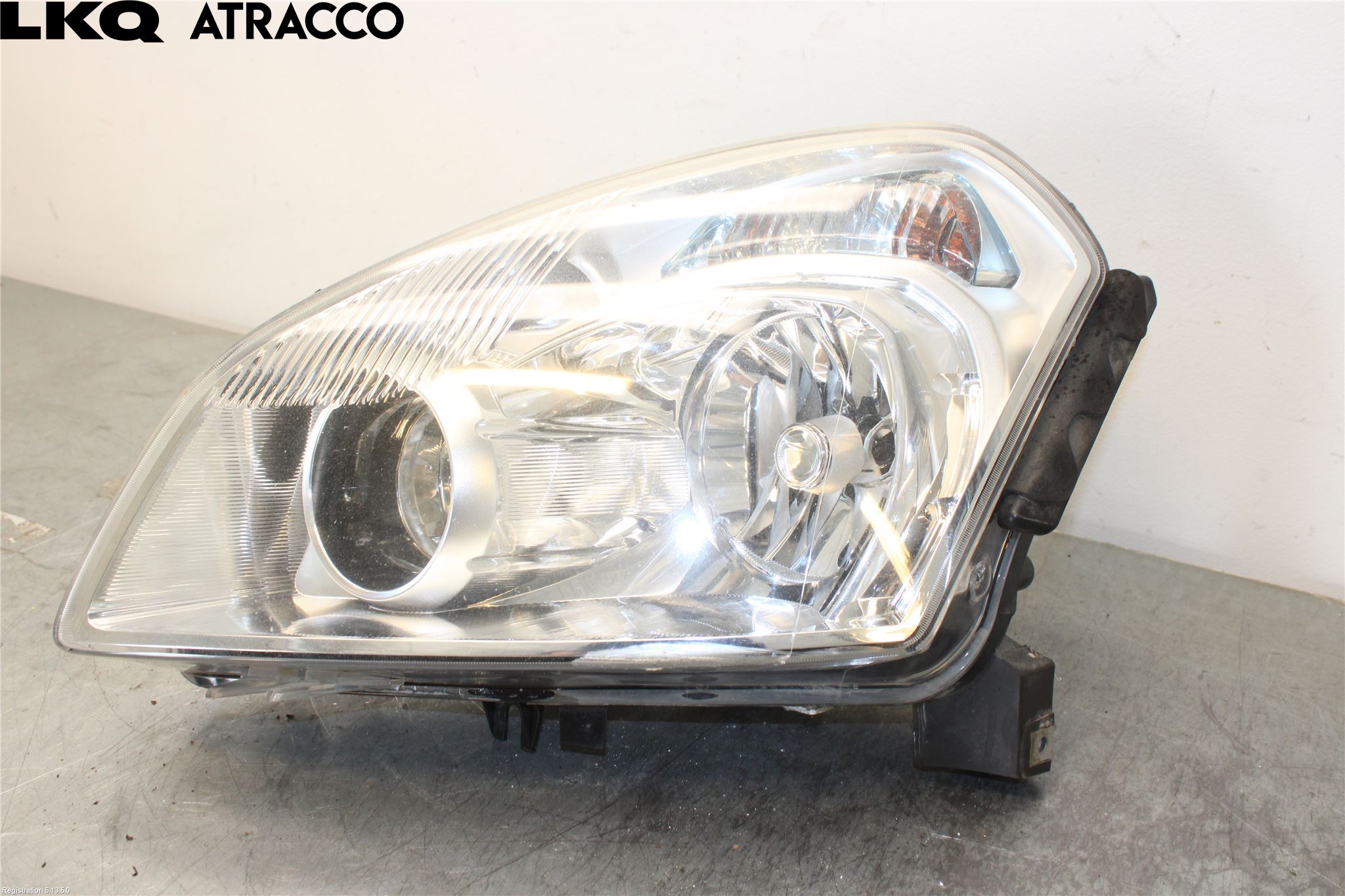 Nissan QASHQAI   07-10 Frontlykt Venstre
