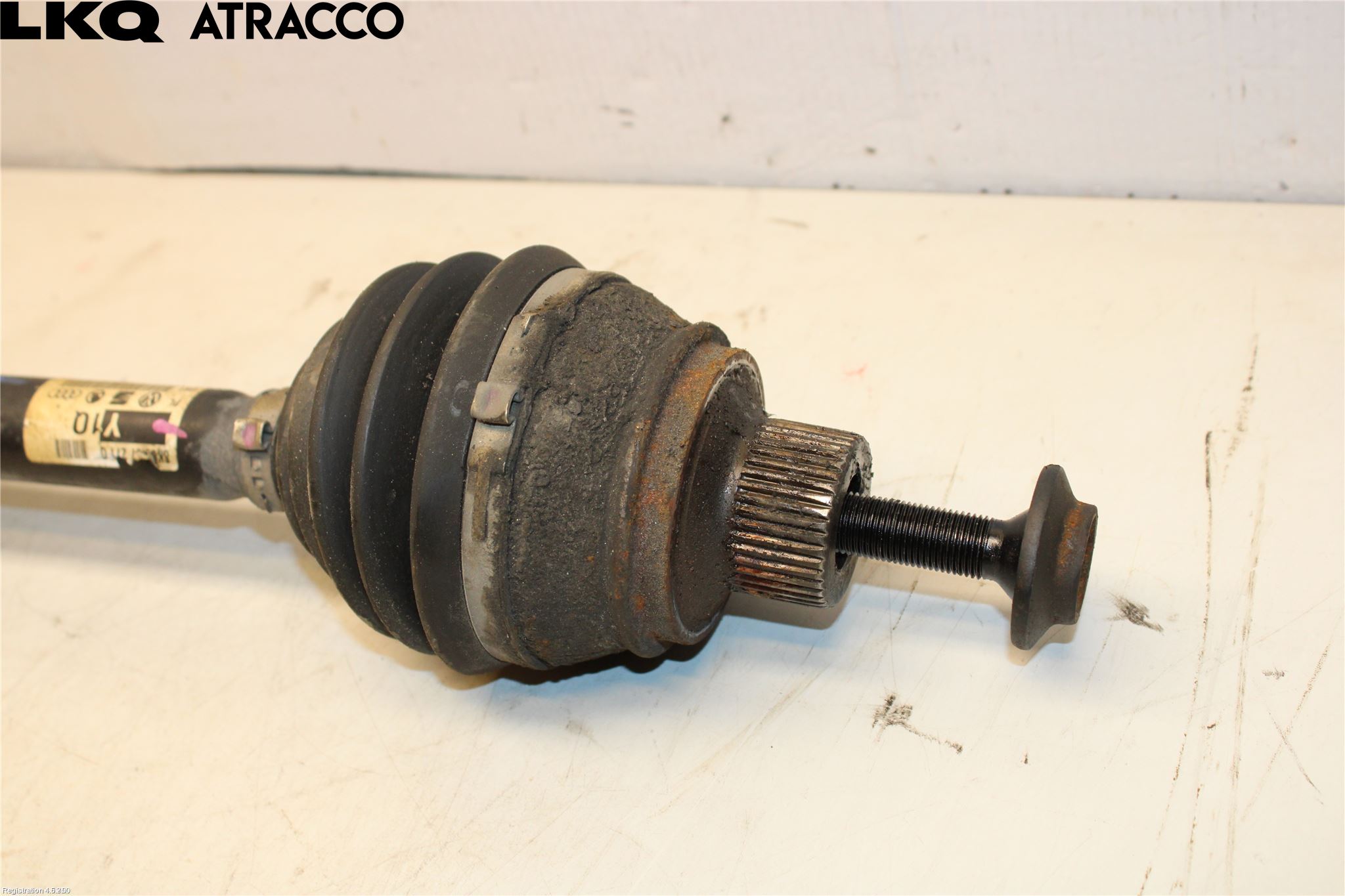 Audi A4/S4 08-11 Drivaksel Foran Kompl Høyre