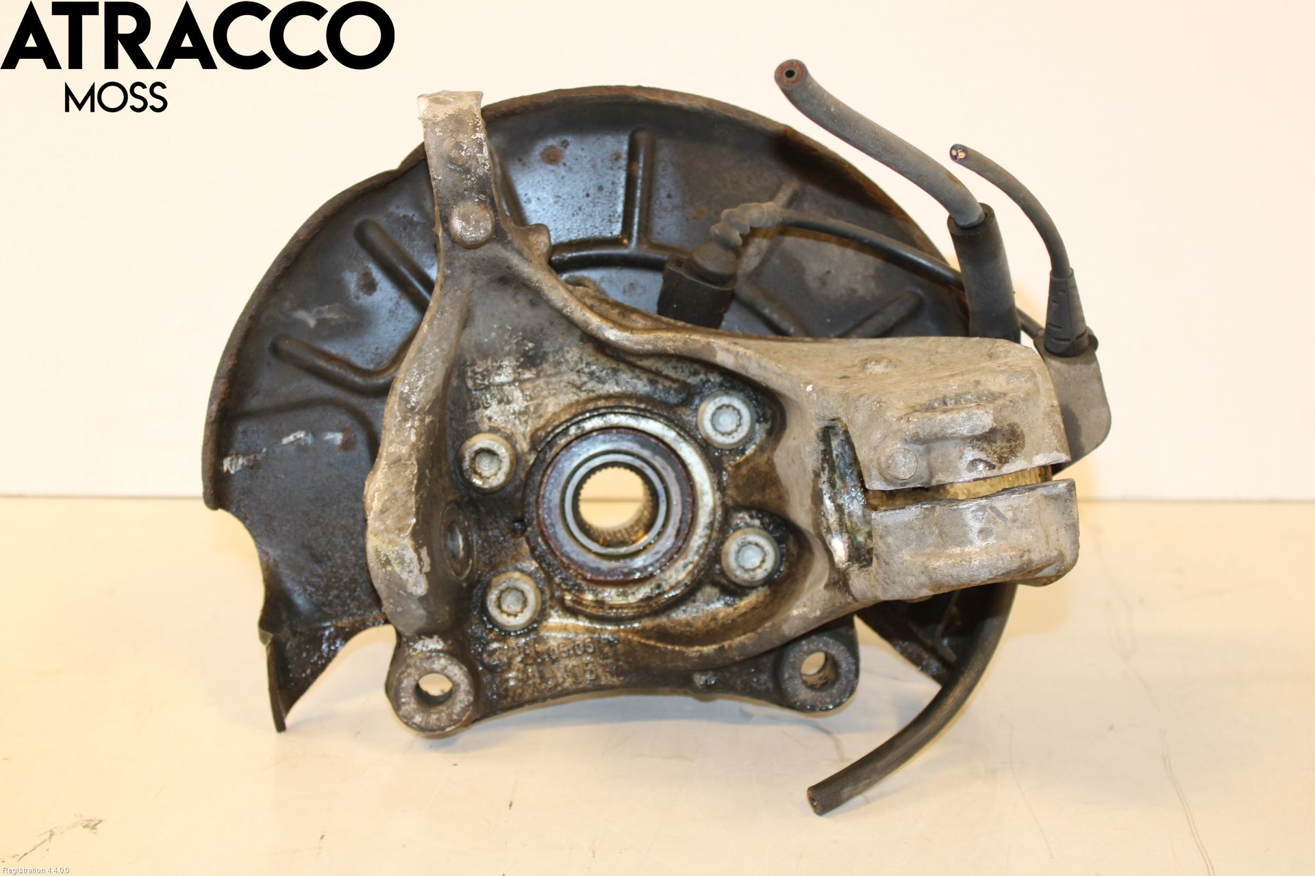 Volkswagen VW PASSAT 05-11 Spindel Vf