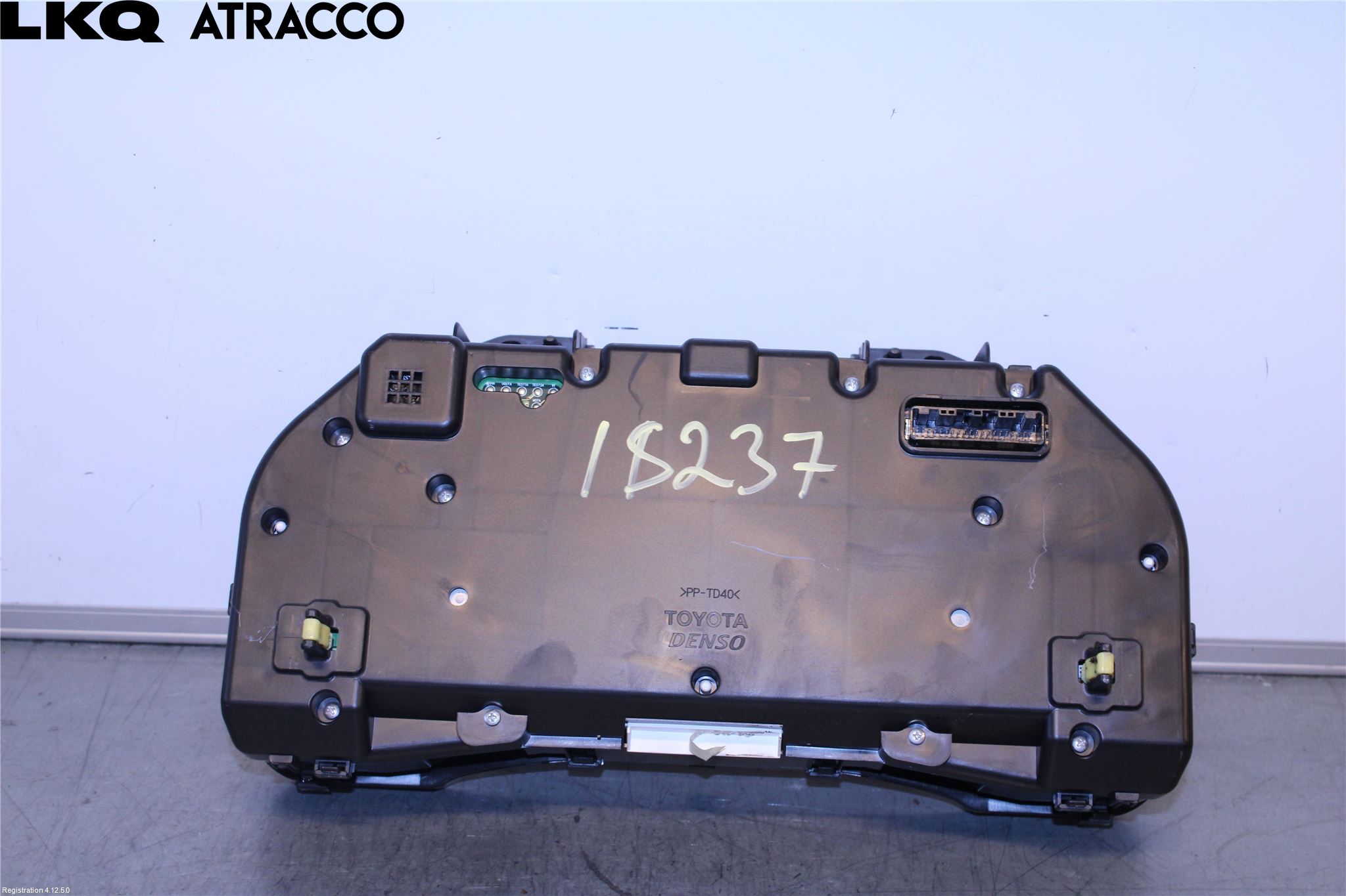 Toyota AVENSIS 09-15 Instr Kombinert