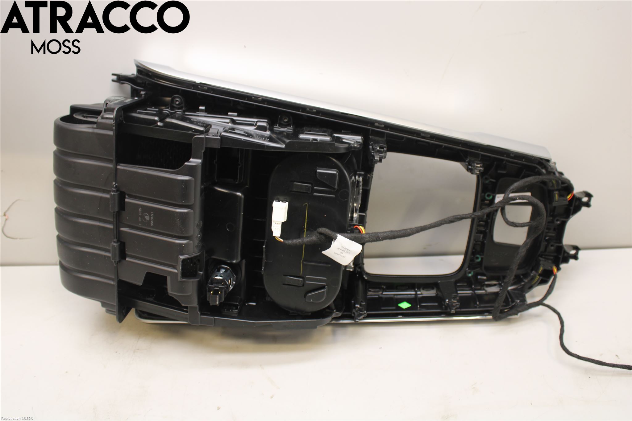 Mercedes-Benz MB EQB (X243) 22- Innr Konsoll-Lomme