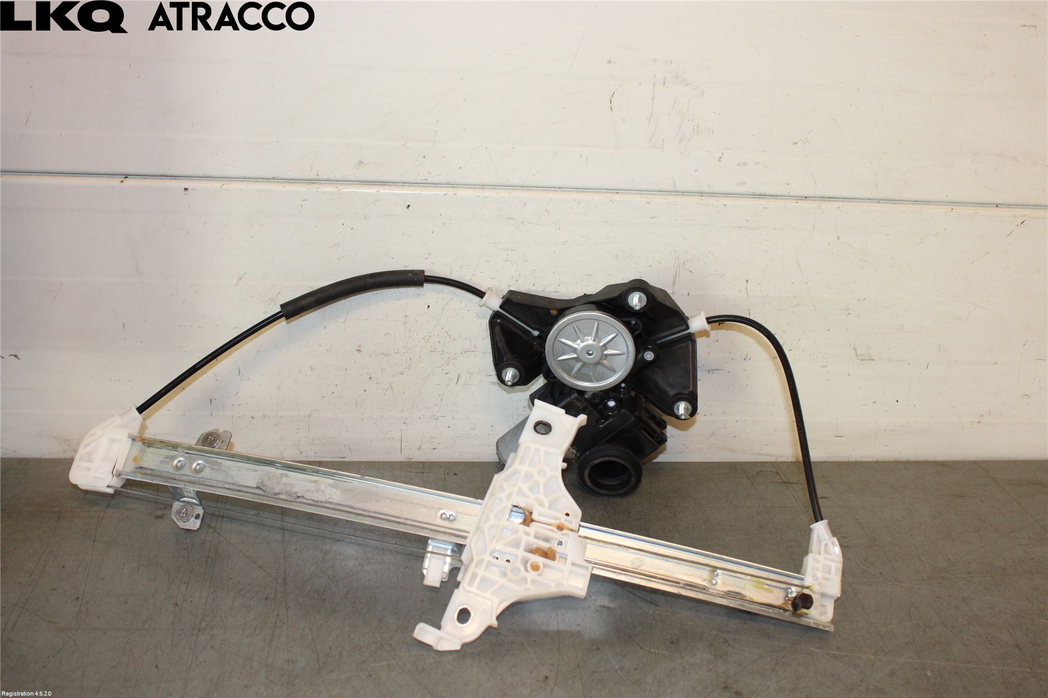 Toyota YARIS CROSS XP21 21- Vindusheis El Komp