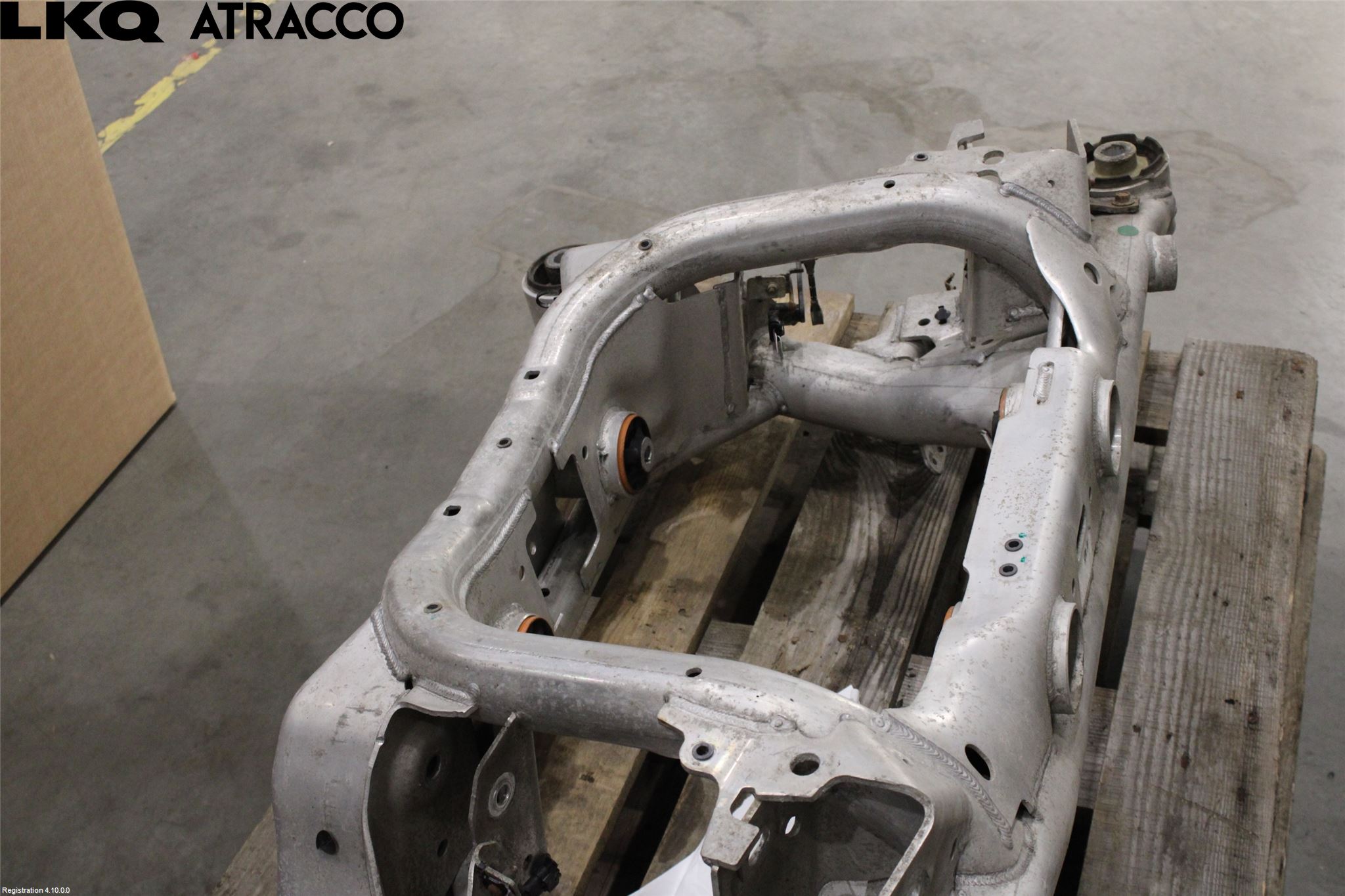 Jaguar I-PACE 18- Bakaksel Feste Travers-Ramme