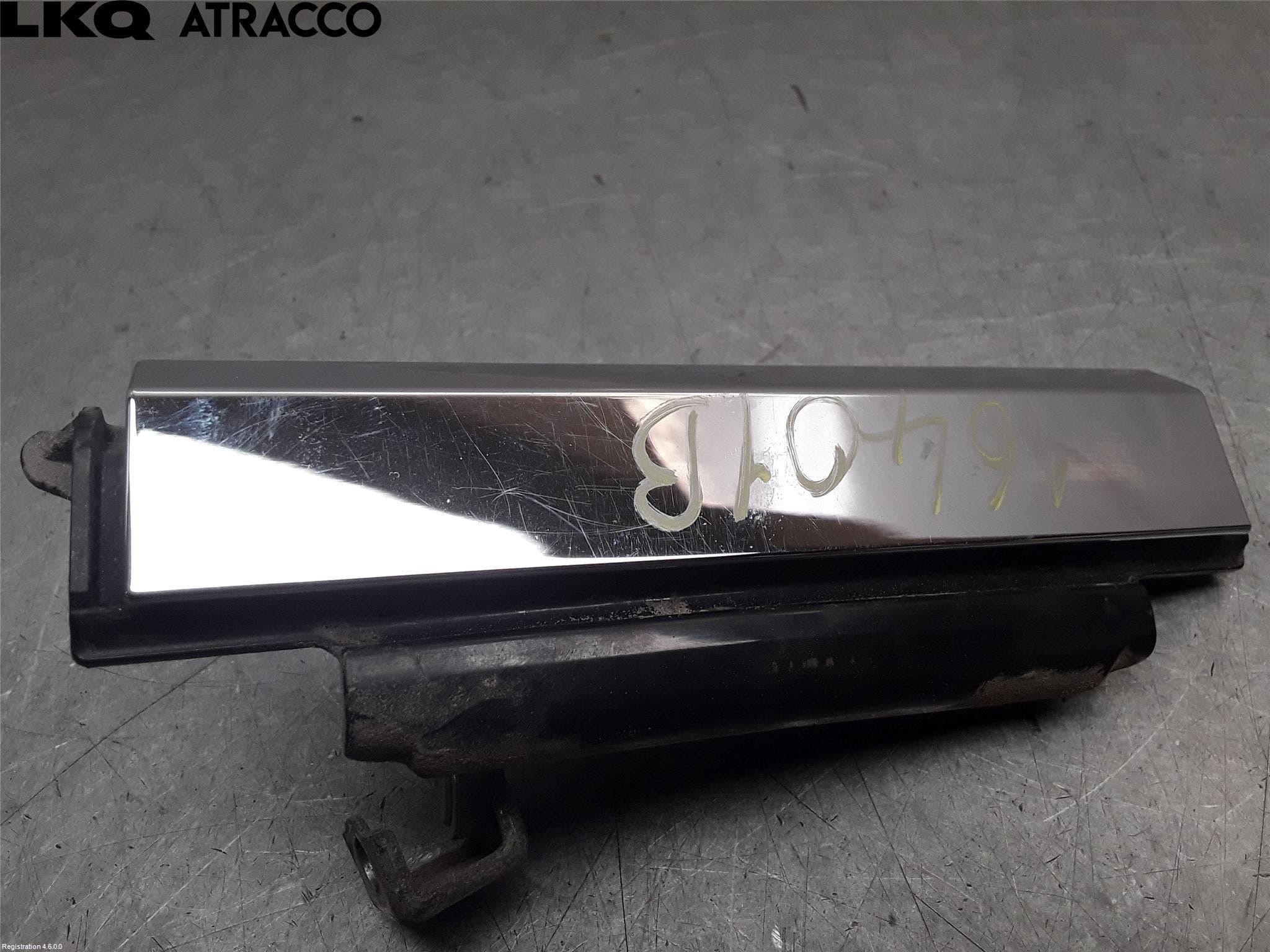 Mitsubishi L200 16-23 Bakluke Handtak Ytre