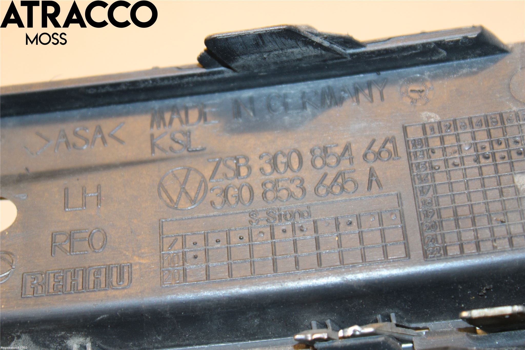 Volkswagen VW PASSAT 15-19 Grilldel Venstre