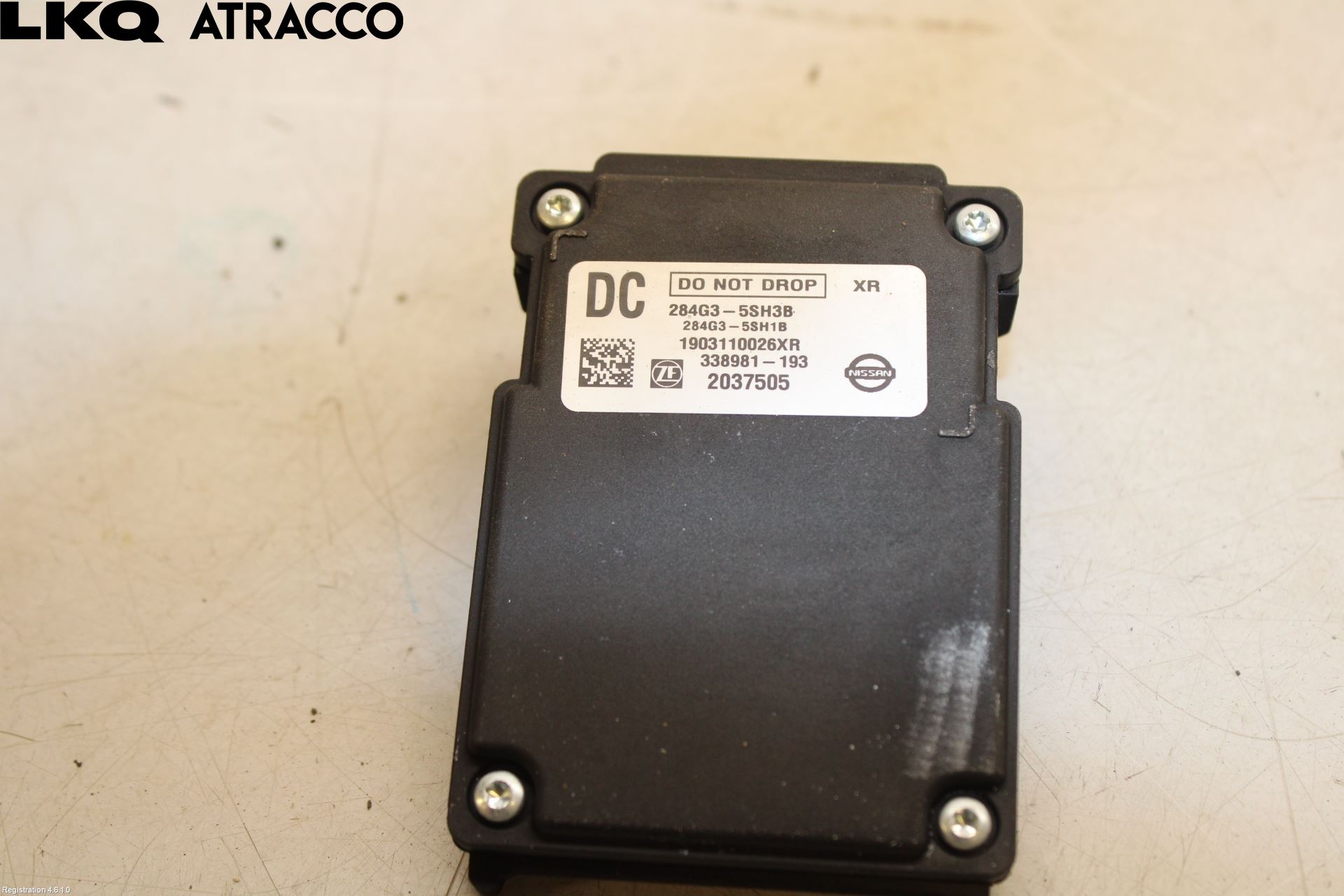 Nissan LEAF 18- Sensor Parkering Front