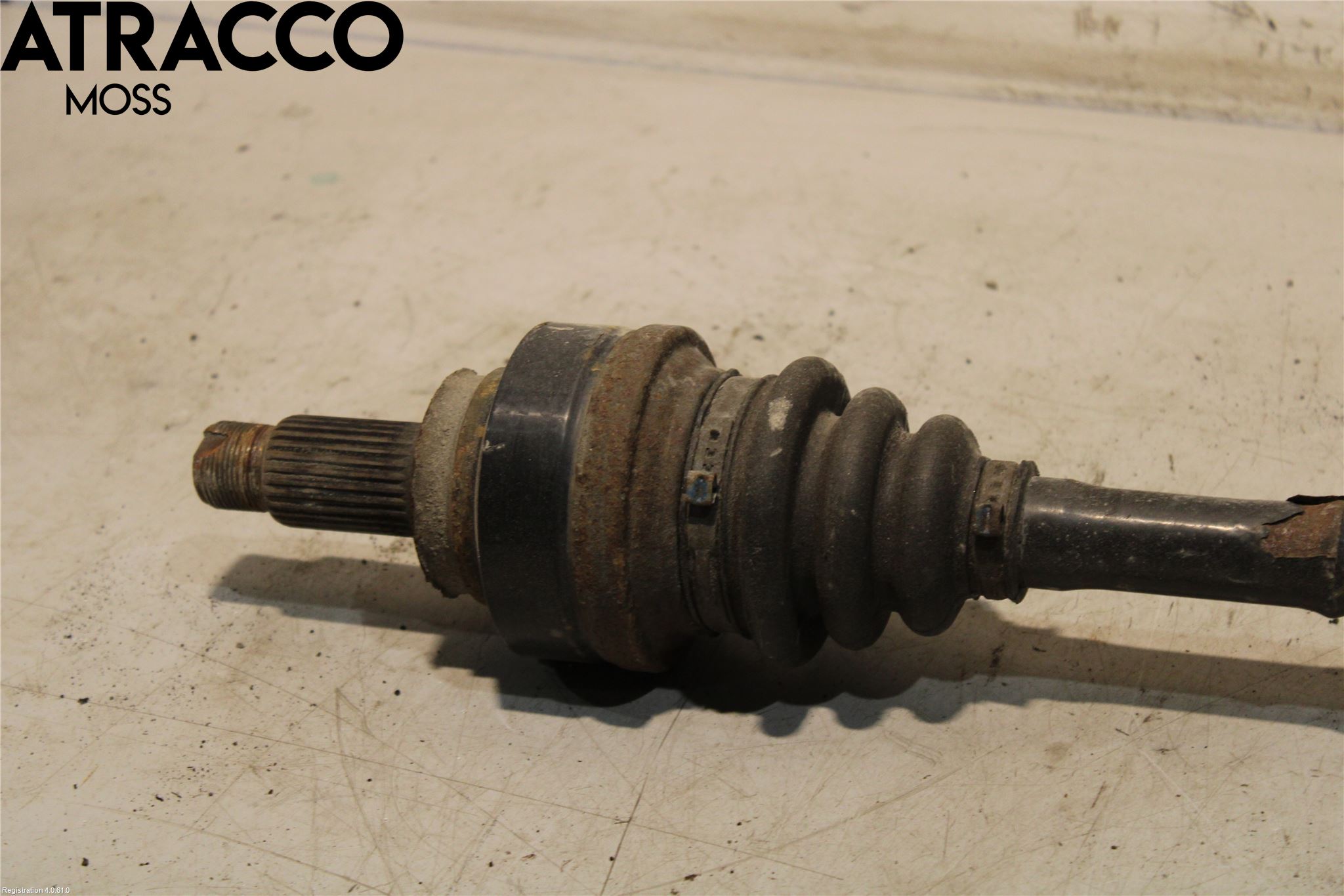 BMW 3 F30/F31/F80 12-19 Drivaksel Bak Kompl Høyre