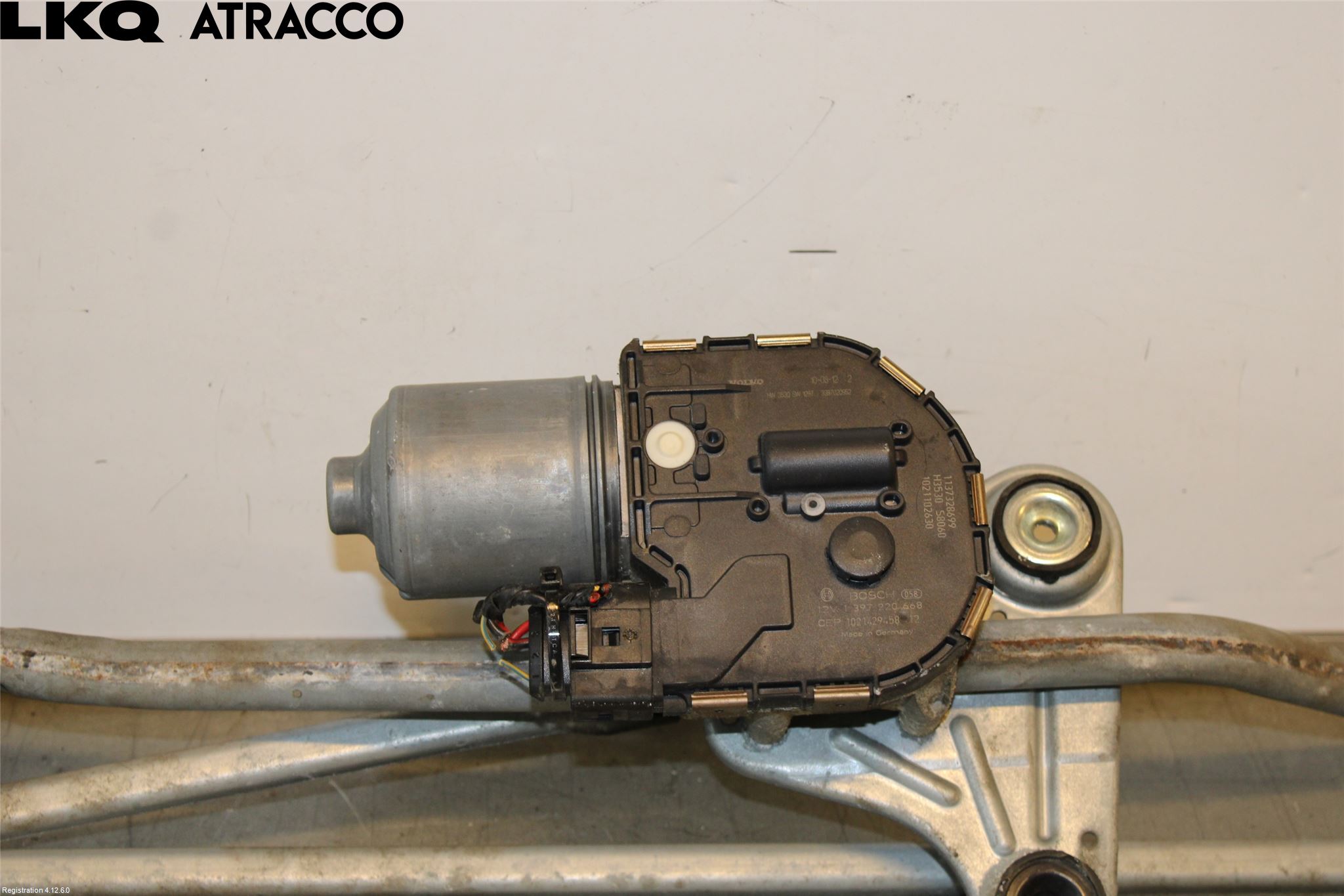Volvo XC60 09-13 Viskermotor Frontrute