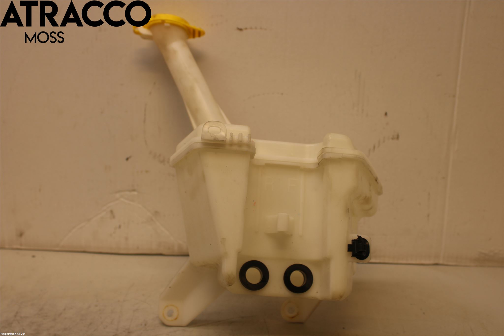 Toyota YARIS XP130 12-14 Spylerbeholder Frontrute