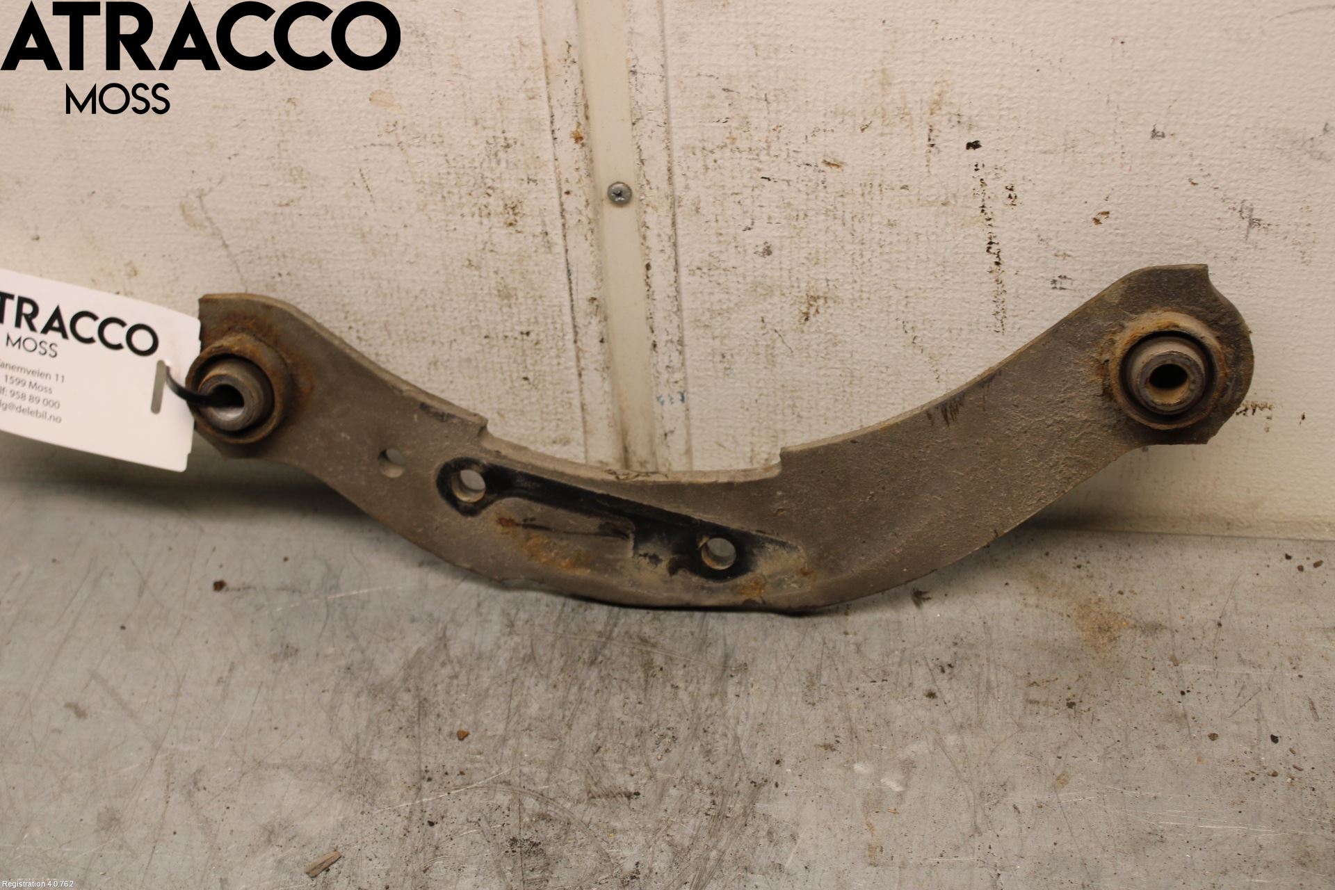 Mitsubishi OUTLANDER 13-21 Bærearm Bak Venstre