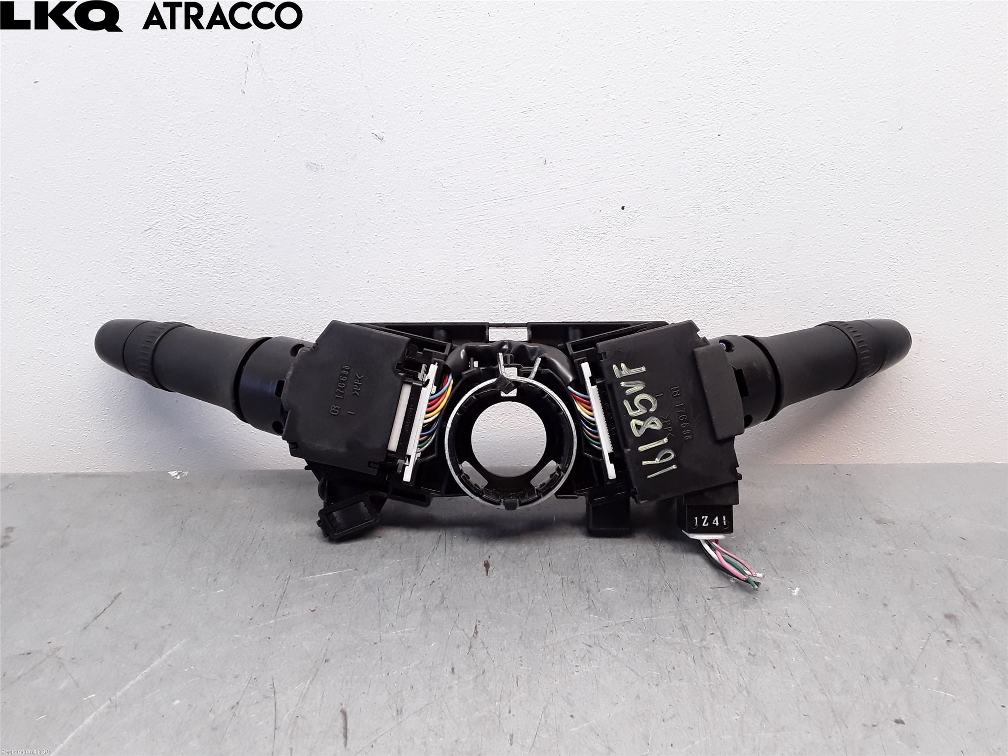 Mitsubishi OUTLANDER 13-21 Bryter Ratt Kombi H Og V