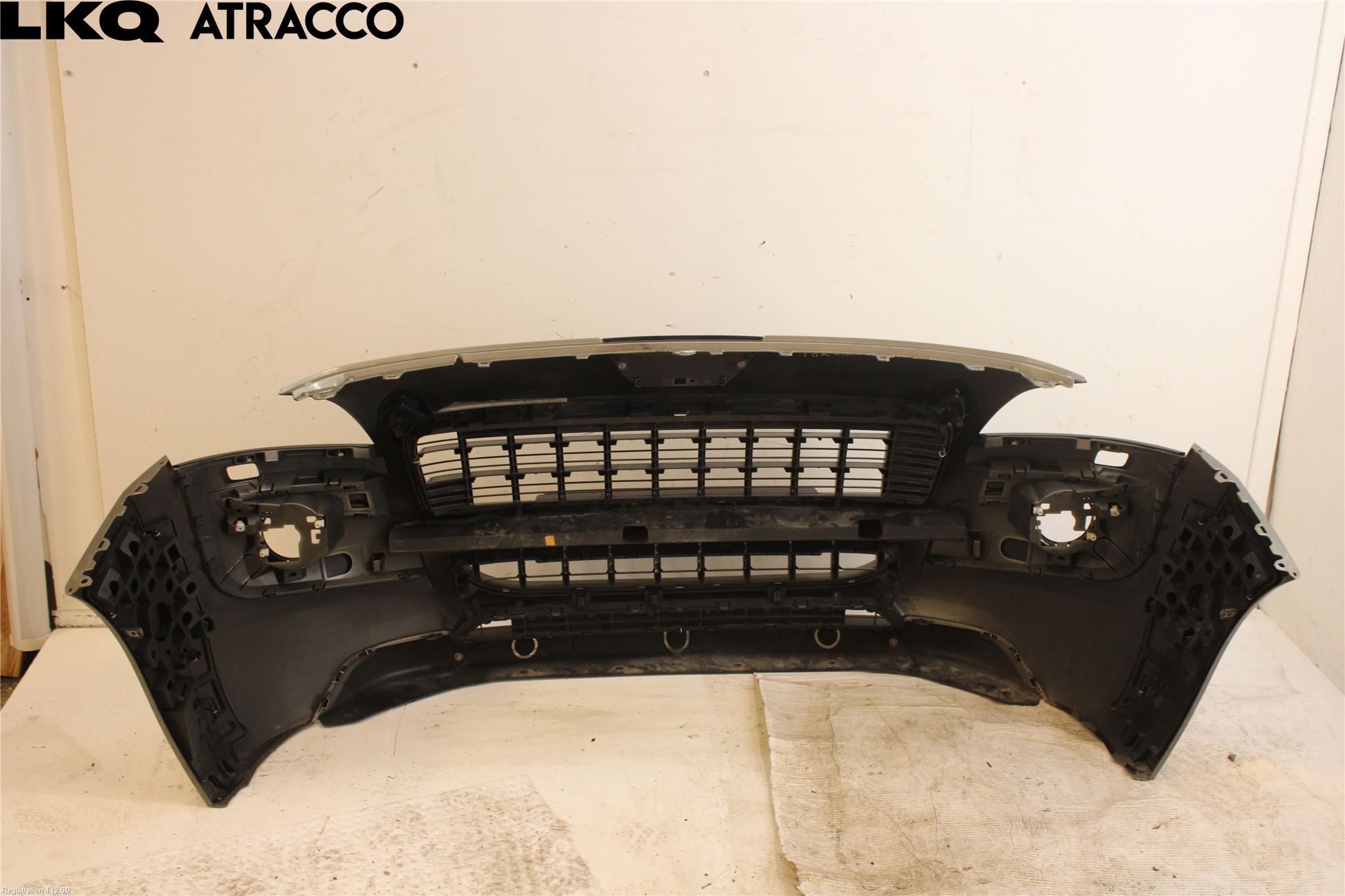 Peugeot 3008 09-16 Støtfanger Foran
