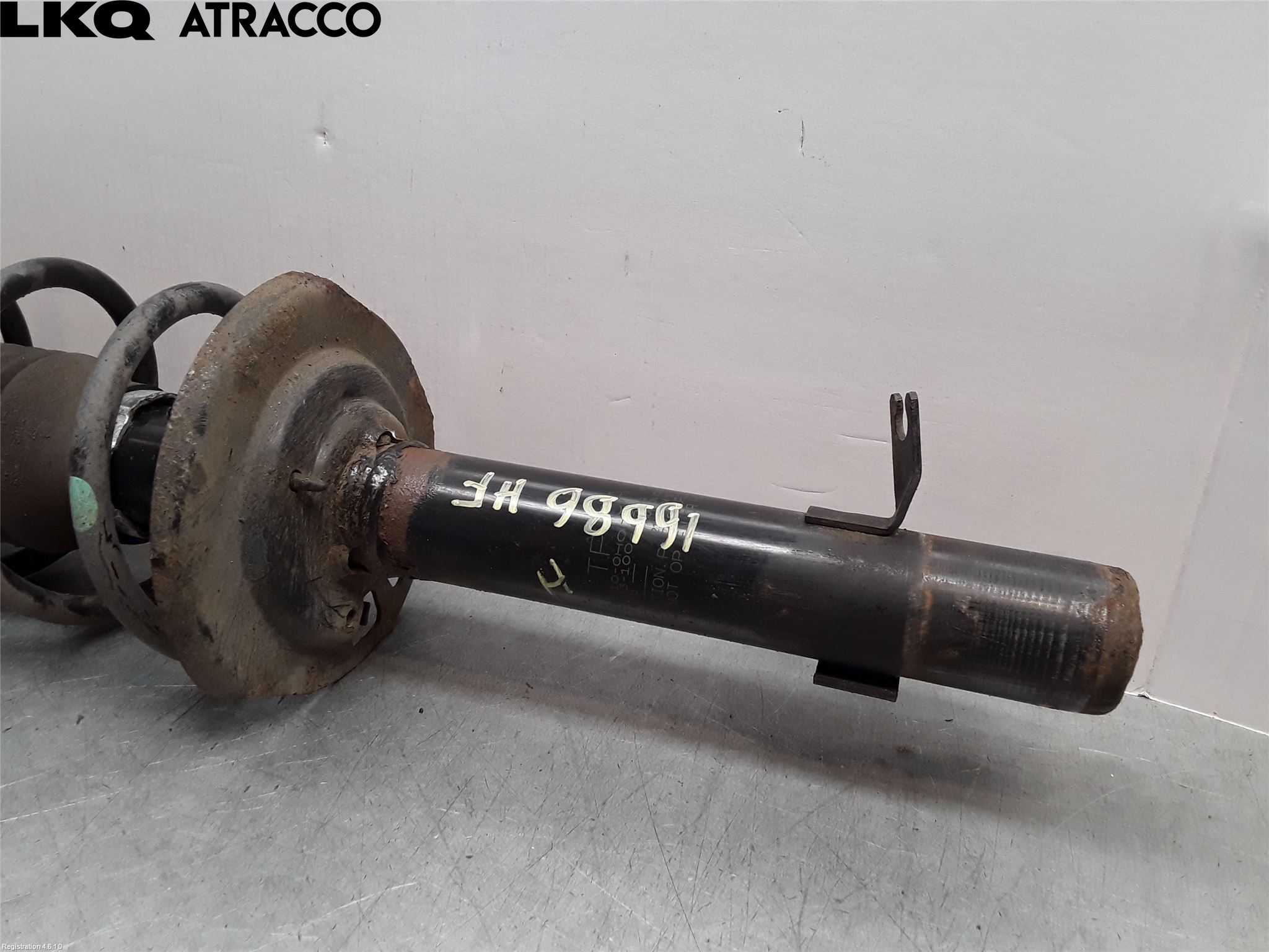 Toyota AYGO 15-21 Fjærbein Foran Høyre