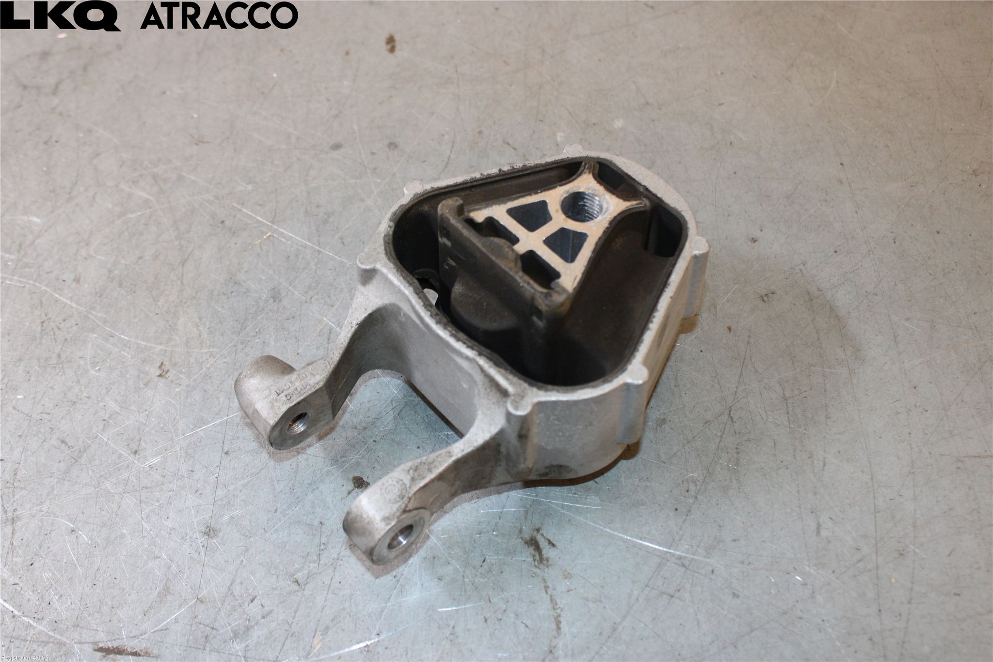Volvo EX40 25- Motor Feste Gummi
