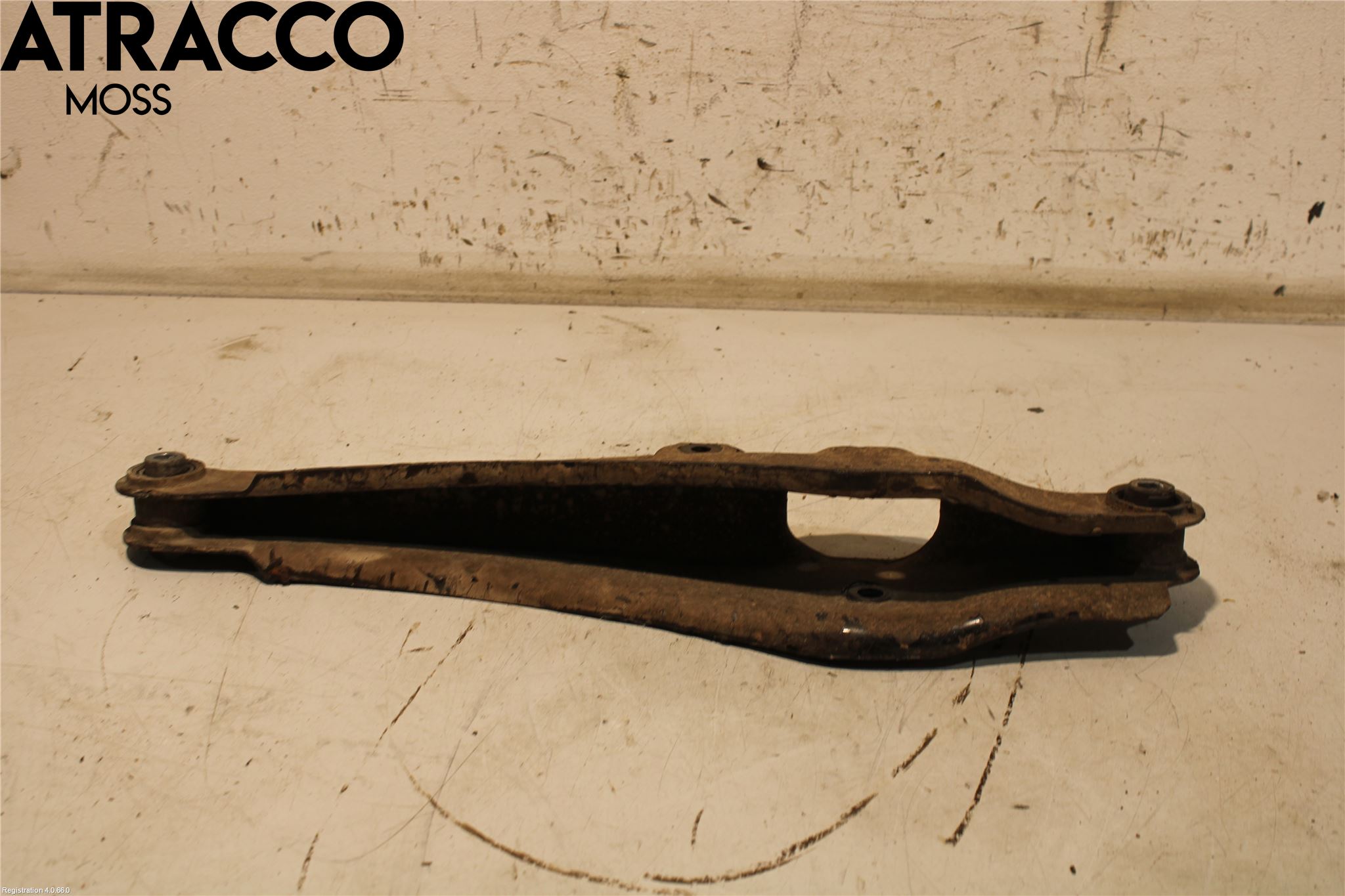 Mitsubishi ECLIPS CROSS Bærearm Bak Venstre