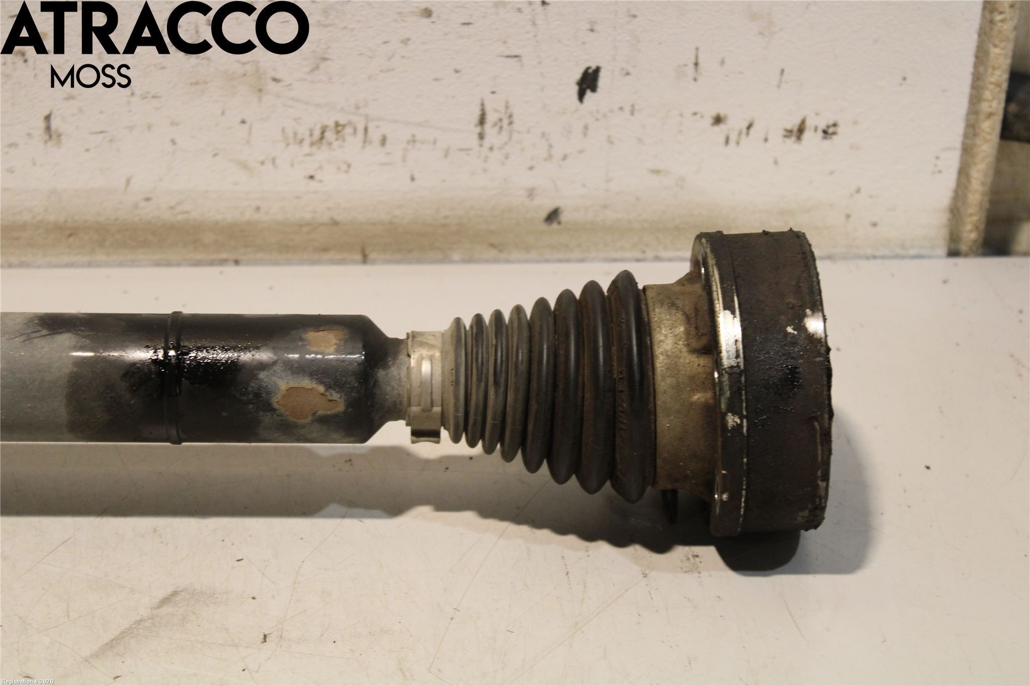 Skoda SUPERB 09-15 Drivaksel Foran Kompl Høyre