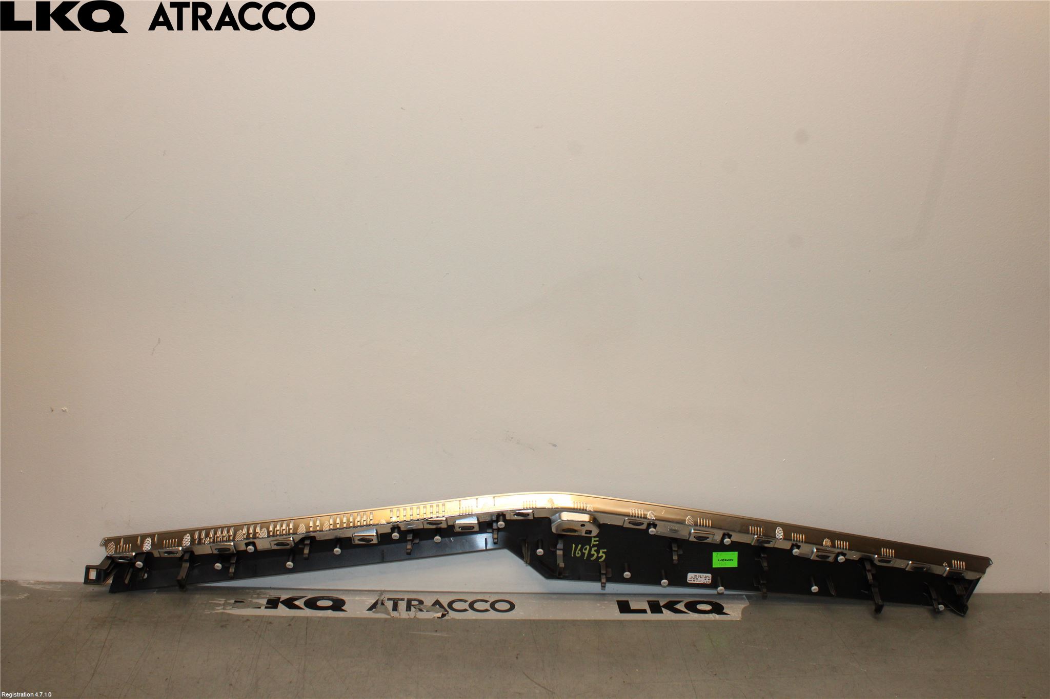 Audi E-TRON, S GE 19- Innr Dashbord Sparkeplate